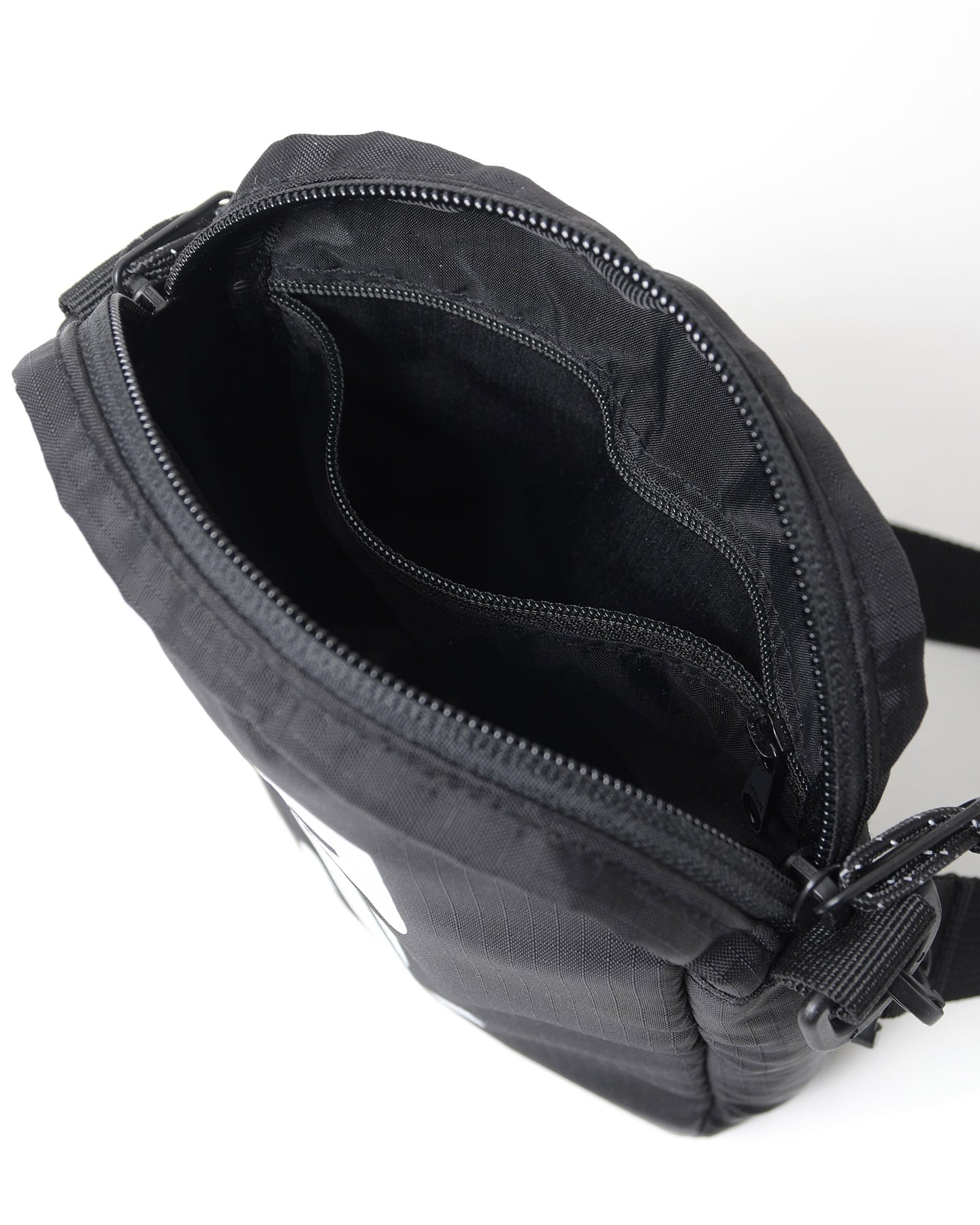 SOPH. | MINI SHOULDER BAG(FREE BLACK):