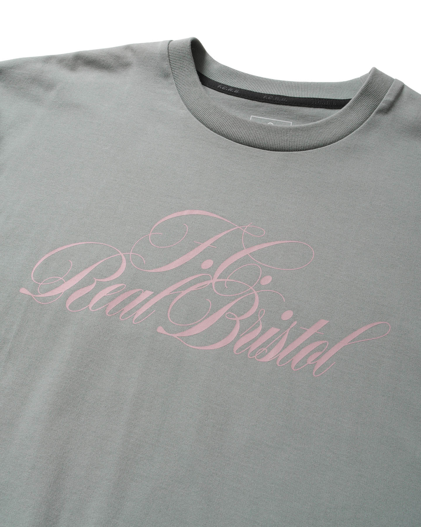 SOPH. | SCRIPT TEE(M SAGE):