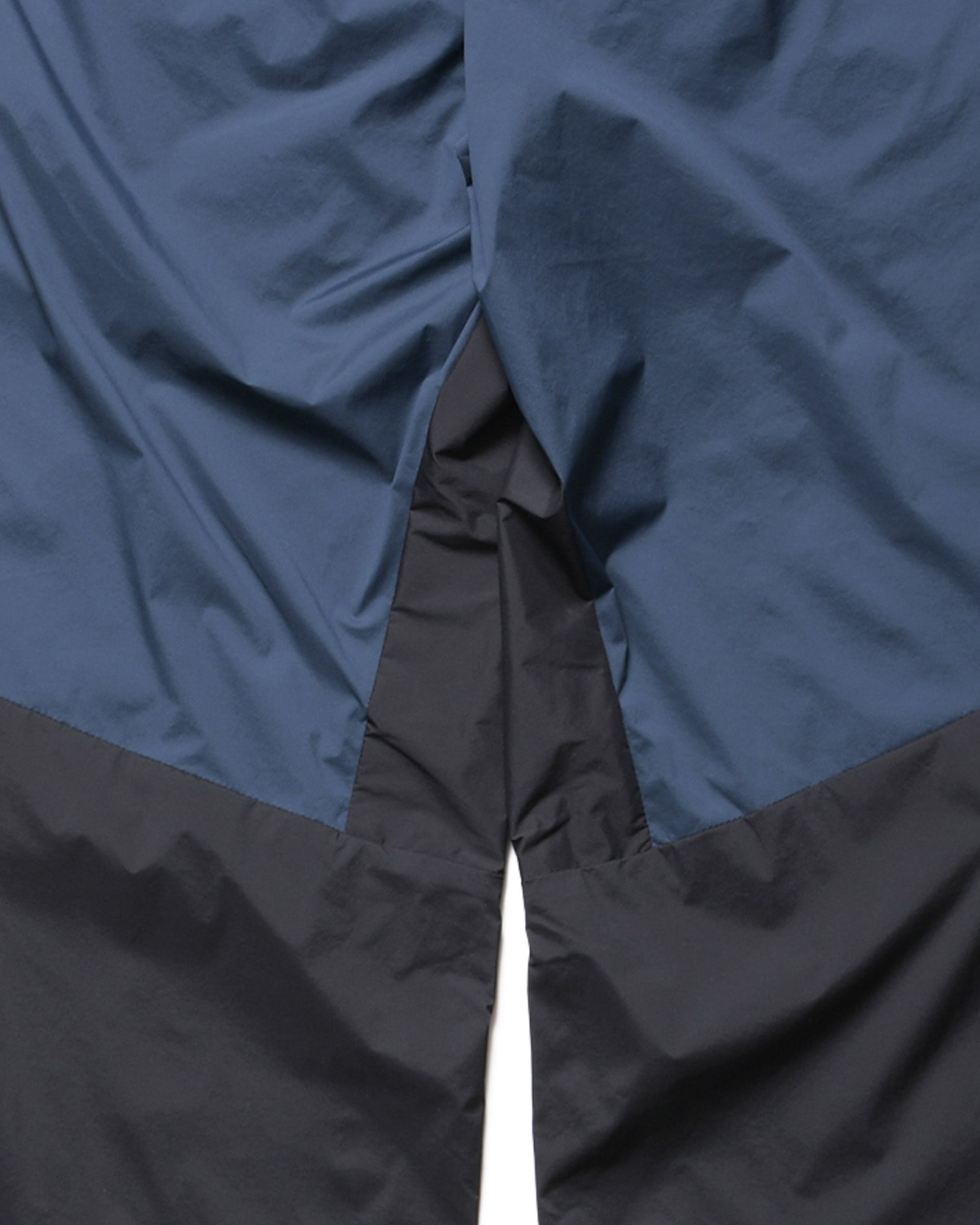 SOPH. | LIGHT WEIGHT BREATHABLE PACKABLE PANTS(M BLUE):