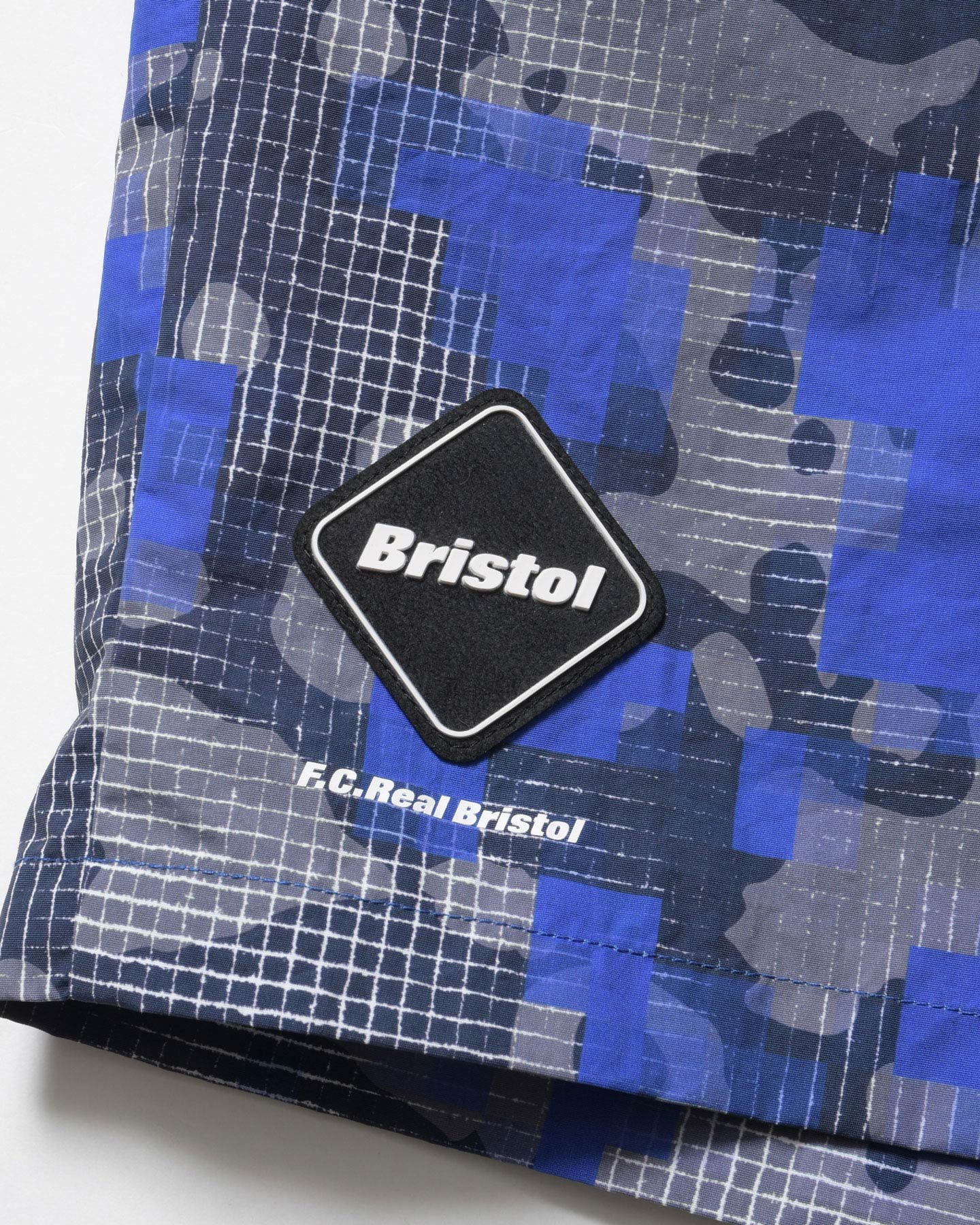 SOPH. | FRAGMENT: CAMOUFLAGE NYLON SHORTS(M A (PIXEL CAMO)):