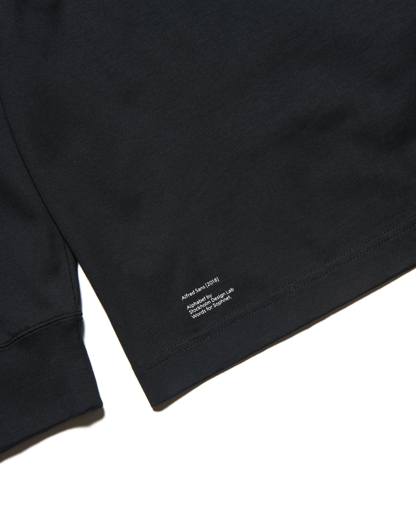 SOPH. | MEDICINE. L/S TEE(2 (M) BLACK):