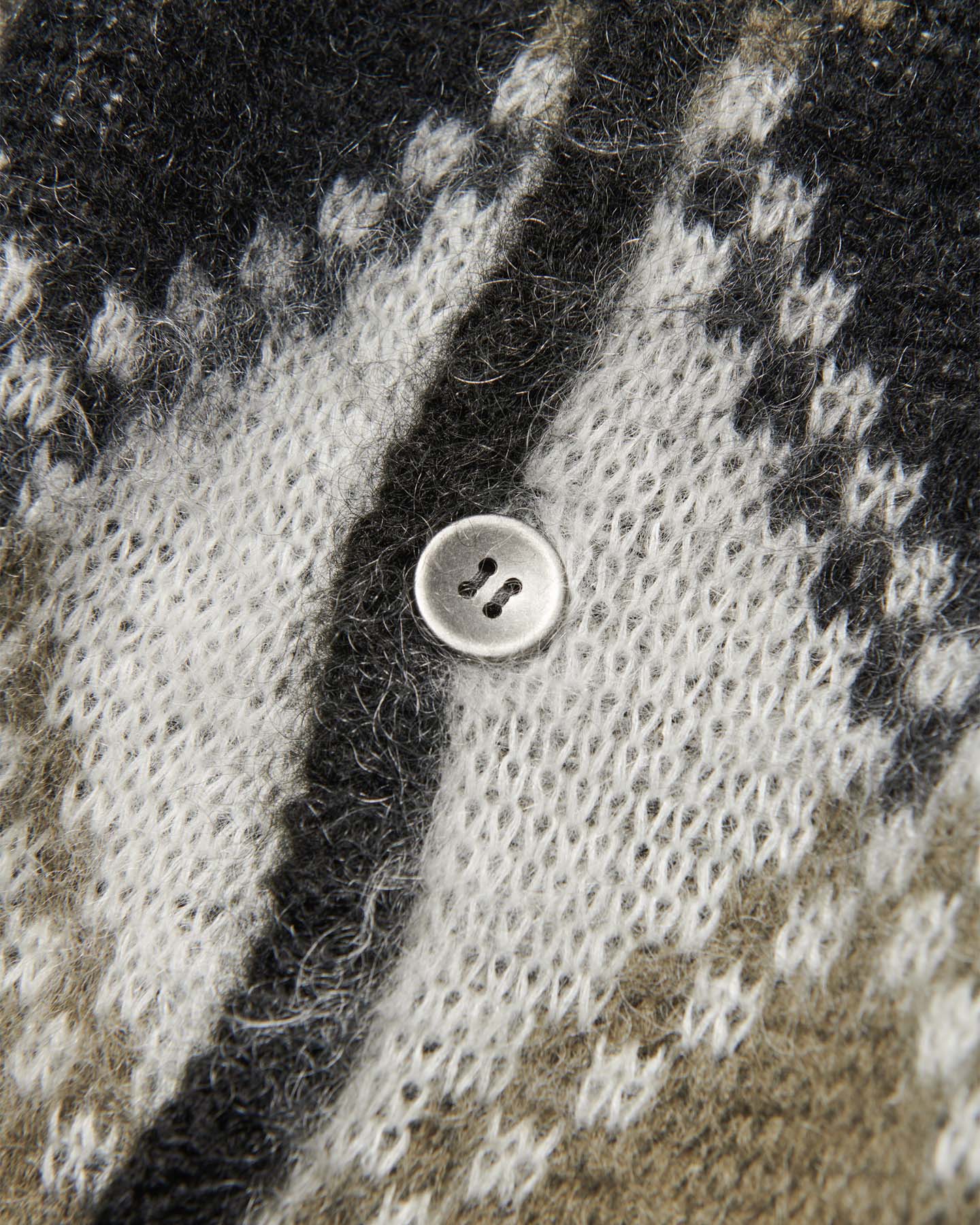SOPH. | MOHAIR ARGYLE CARDIGAN(2 (M) KHAKI):