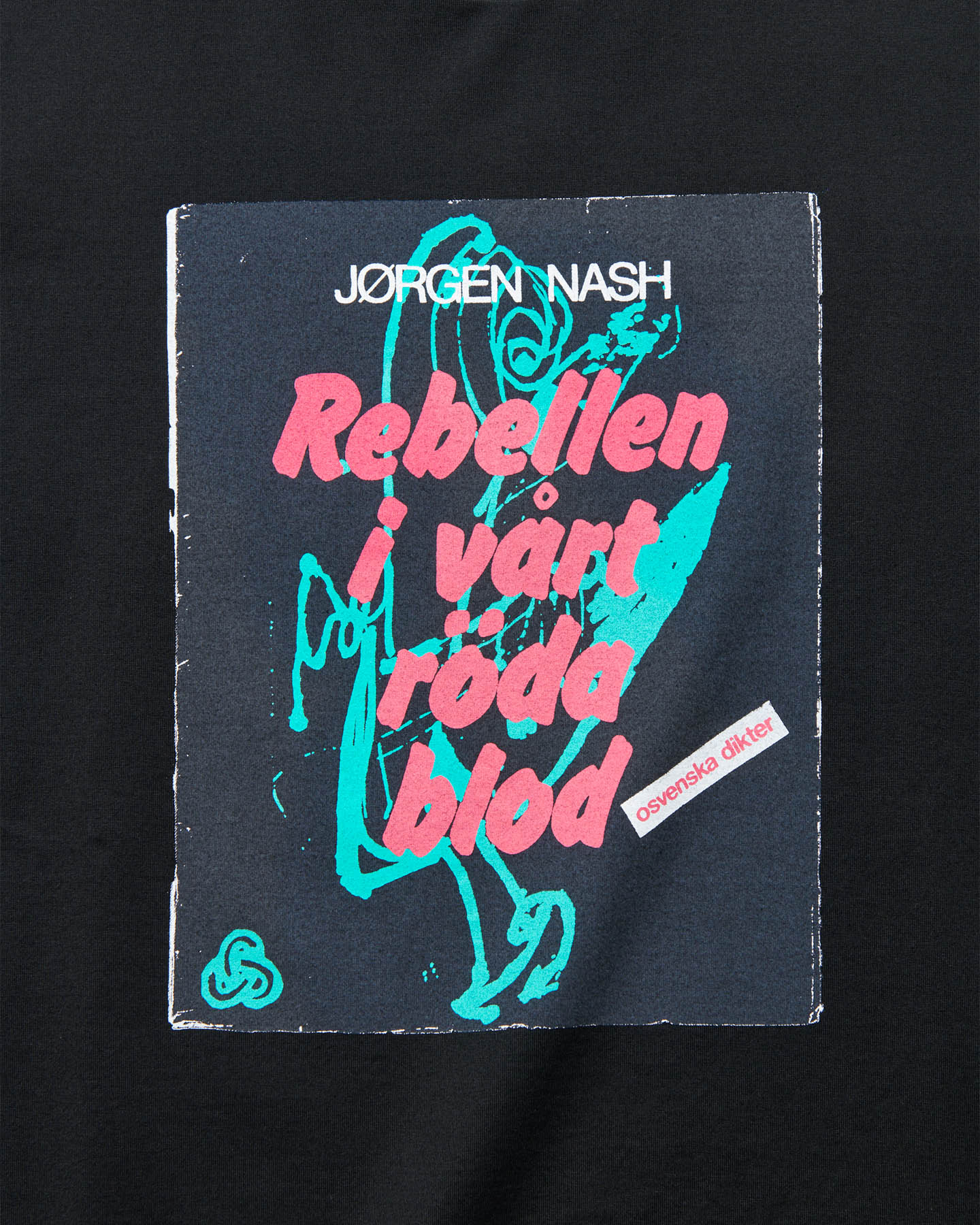 SOPH. | JORGEN NASH: Rebellen I vart roda blod TEE(2 (M) BLACK):