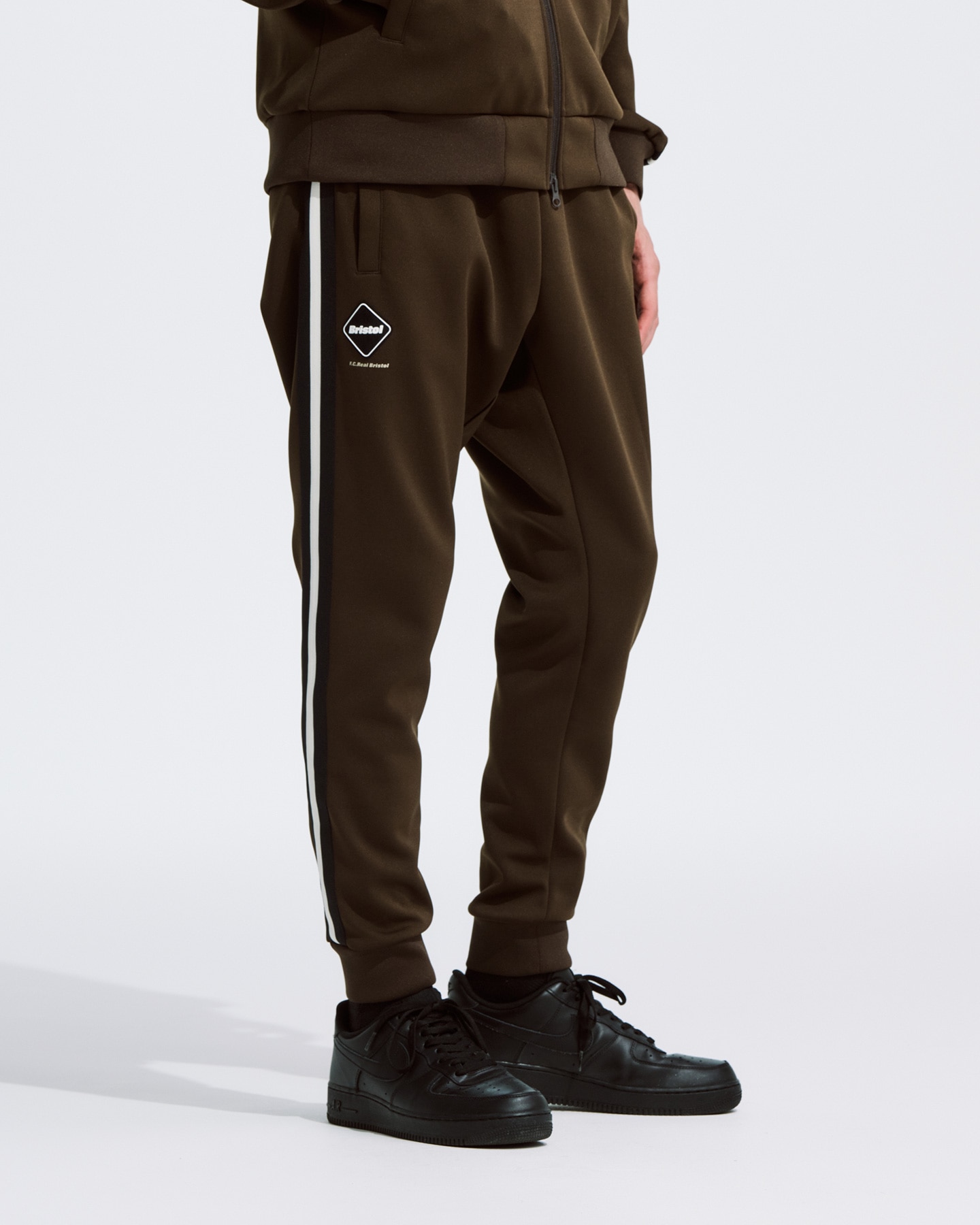 SOPH. | TRAINING TRACK RIBBED PANTS(M BROWN):