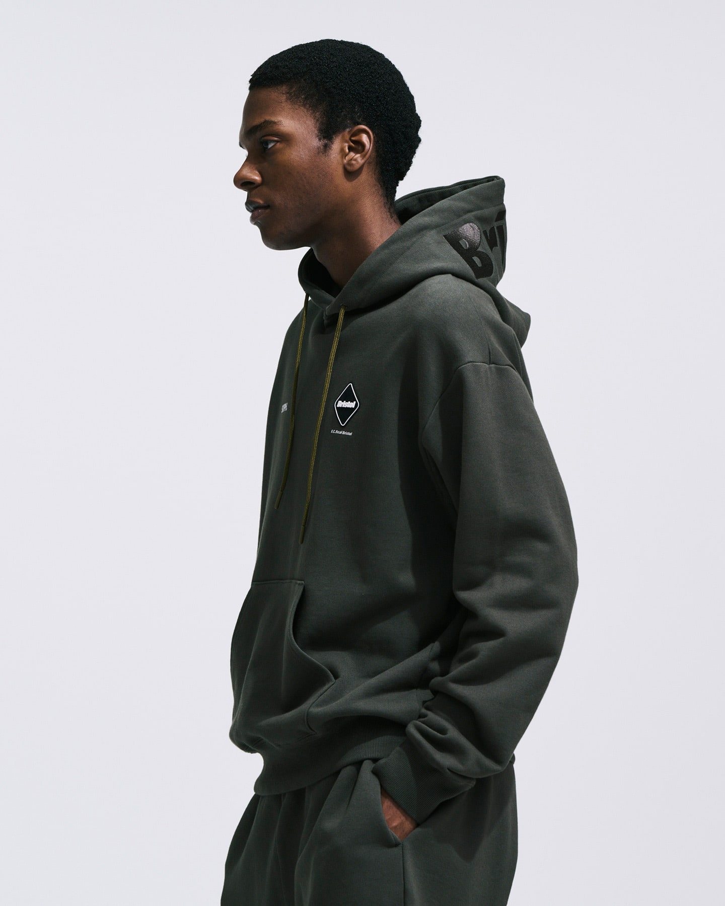 SOPH. | HOOD LOGO TEAM SWEAT HOODIE(M KHAKI):