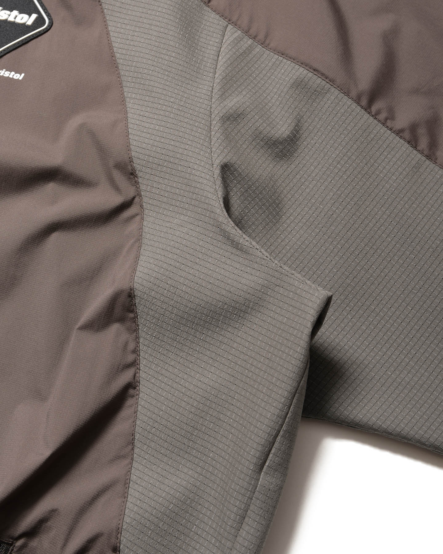 SOPH. | LIGHT WEIGHT BREATHABLE PISTE(M BROWN):