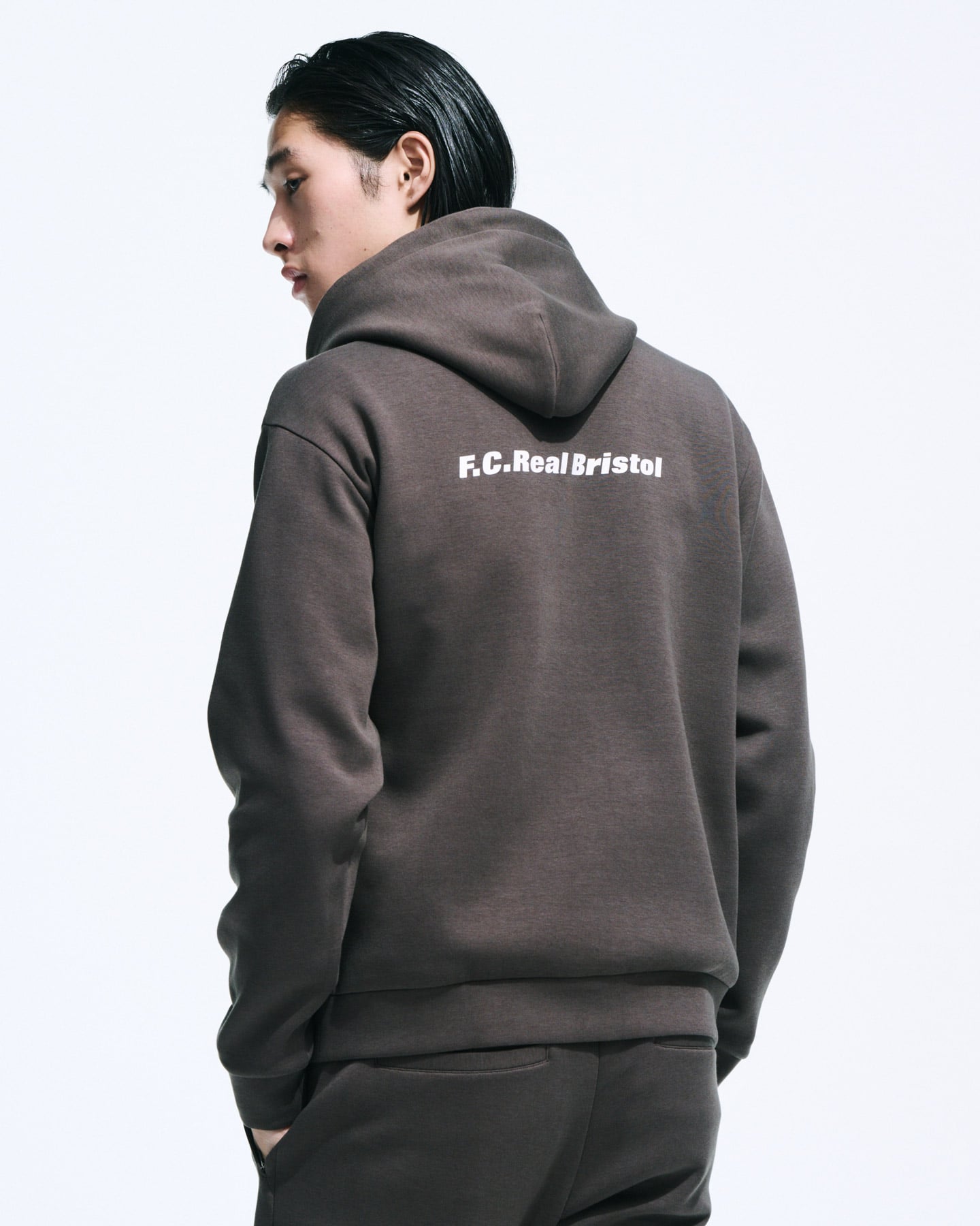 FCRB TECH SWEAT TRAINING HOODIE 黒 F.C.Real Bristol エフシーレアルブリストル 22AW TECH SWEAT