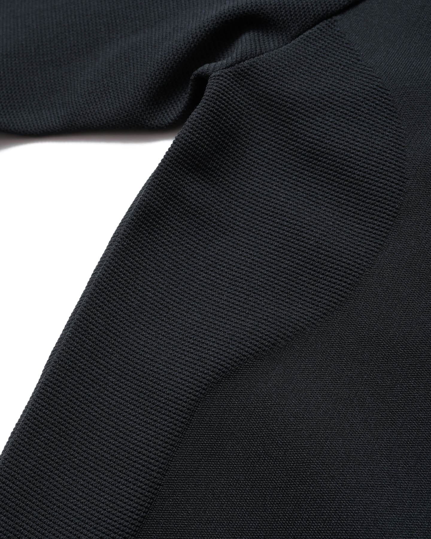 SOPH. | TECH KNIT L/S TOP(M BLACK):