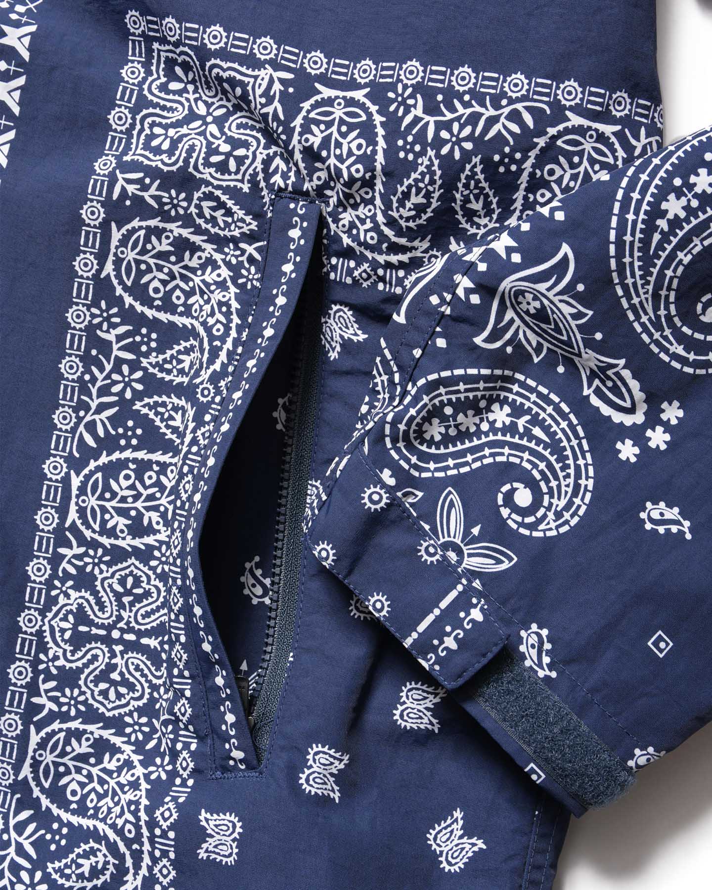 定価約2万円・新品【F.C.R.B./SOPH.】バンダナ柄 半袖ポロシャツ SOPH. | BANDANA TEE(M BLACK):