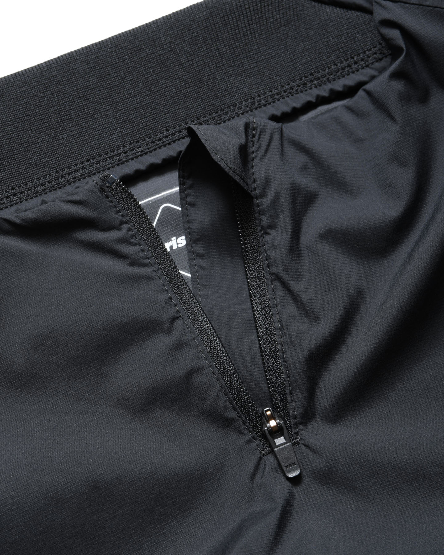 SOPH. | LIGHT WEIGHT BREATHABLE PACKABLE PISTE(M BLACK):