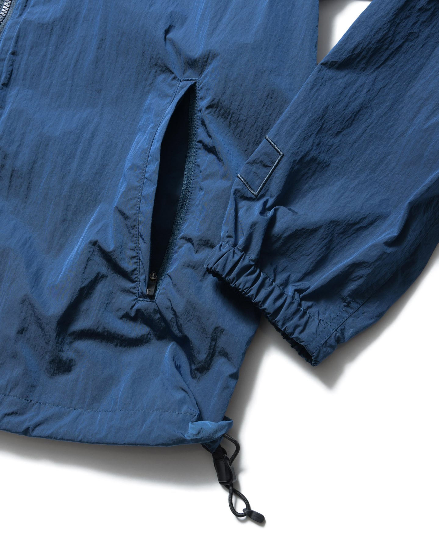 SOPH. | BIG LOGO NYLON STAND COLLAR BLOUSON(M BLUE):