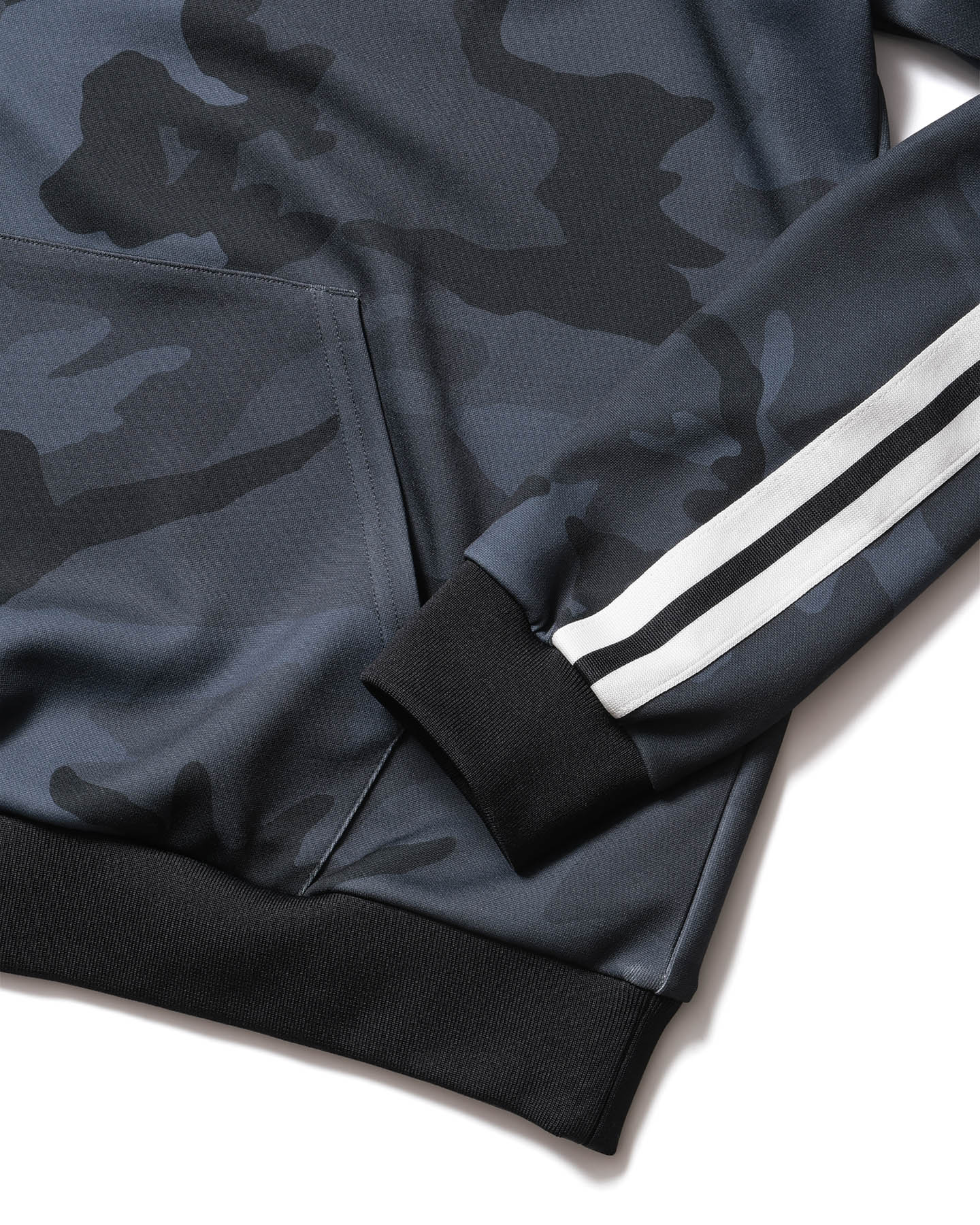SOPH. | TRAINING TRACK PULLOVER HOODIE(M CAMOUFLAGE):