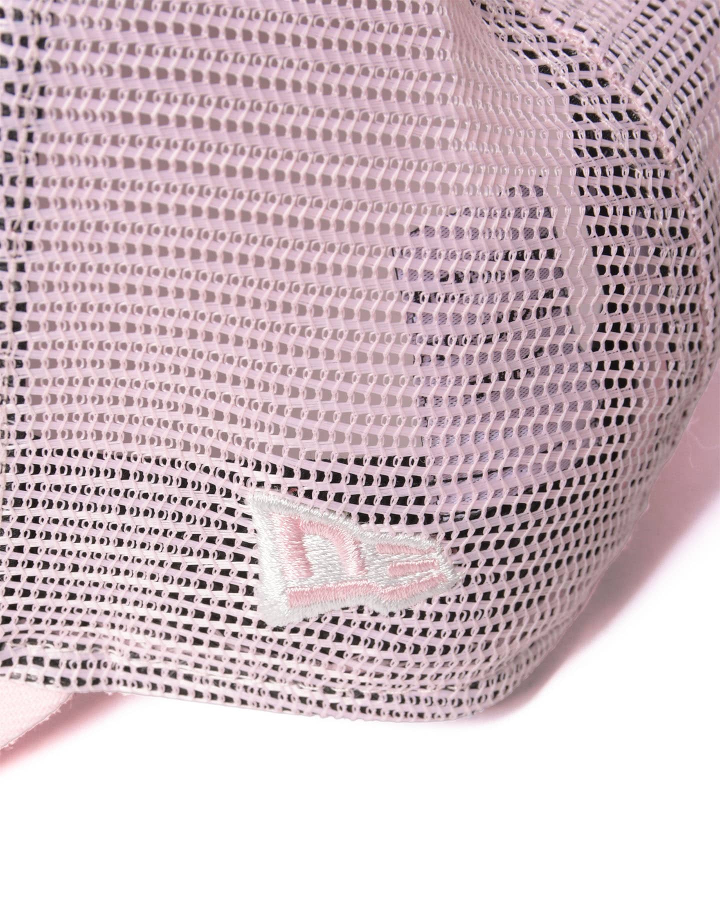 SOPH. | NEW ERA EMBLEM MESH CAP(FREE PINK):