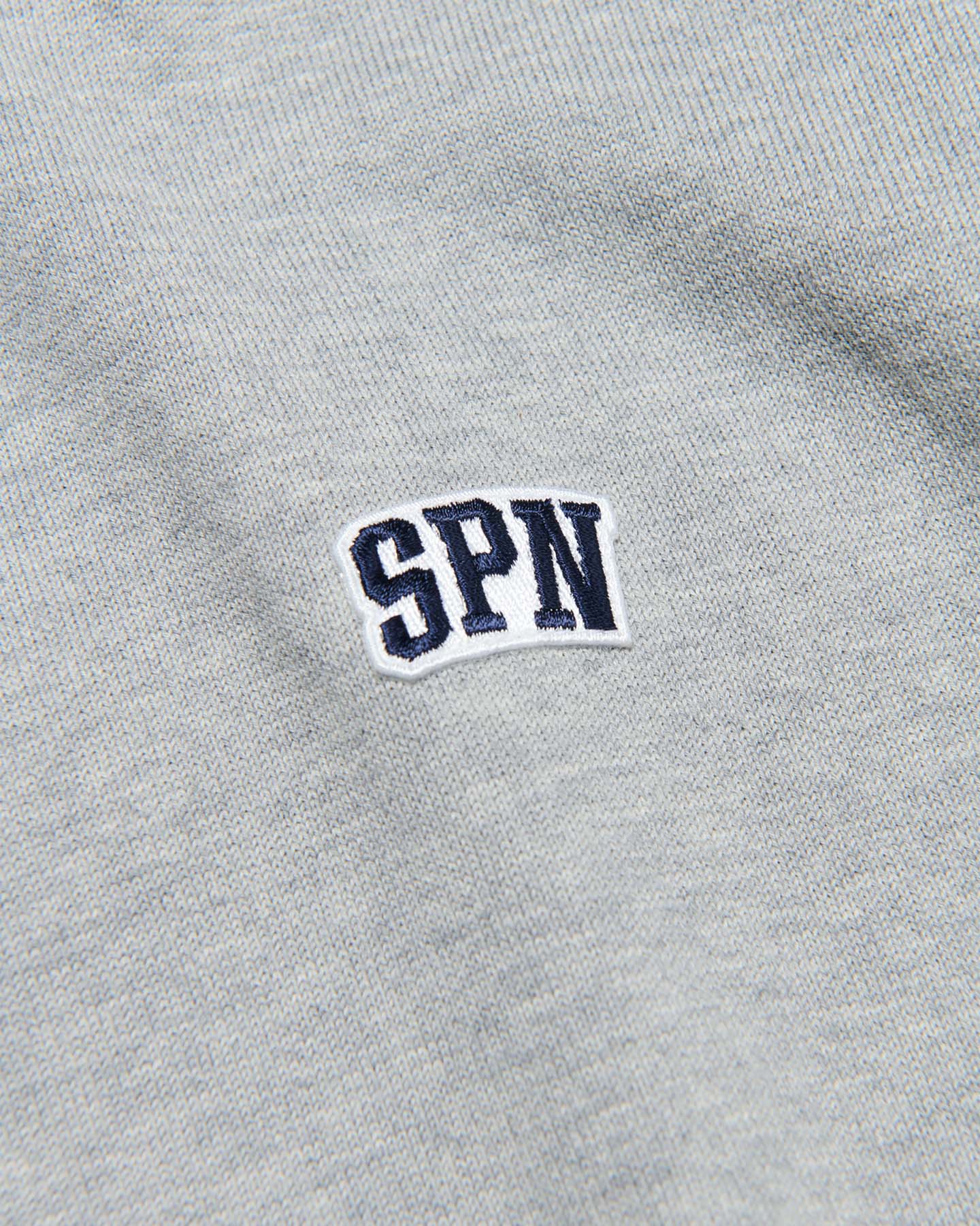 SOPH. | SPN WAPPEN CREWNECK KNIT(L GRAY):