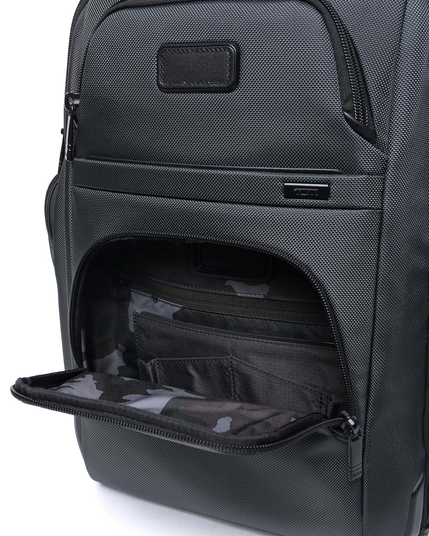 SOPH. | TUMI BRIEF PACK(FREE CHARCOAL GRAY):