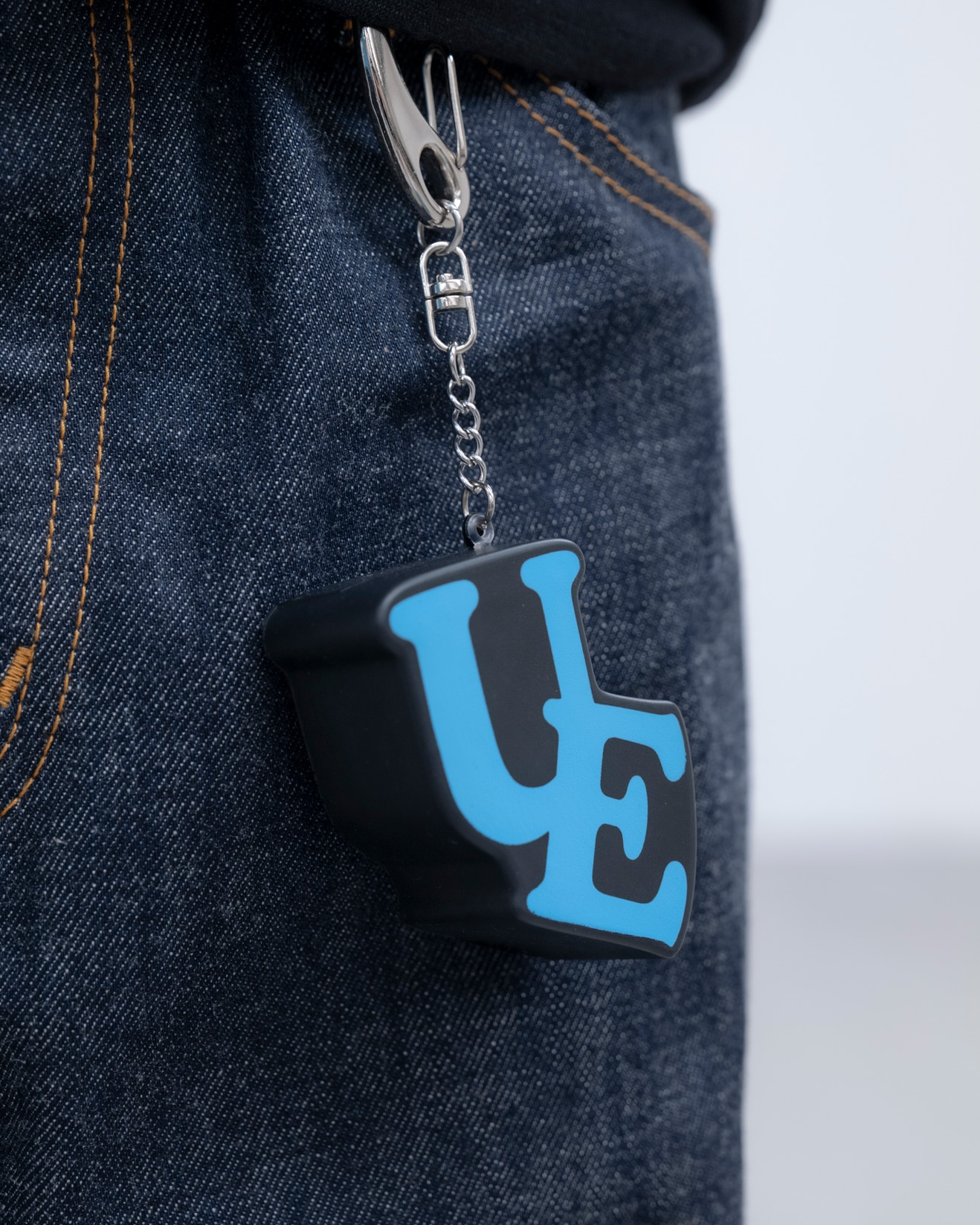 uniform experiment UEキーホルダー　ソフネット　SOPH. SOPH. | UE SQUISHY KEYRING(FREE LIGHT BLUE):