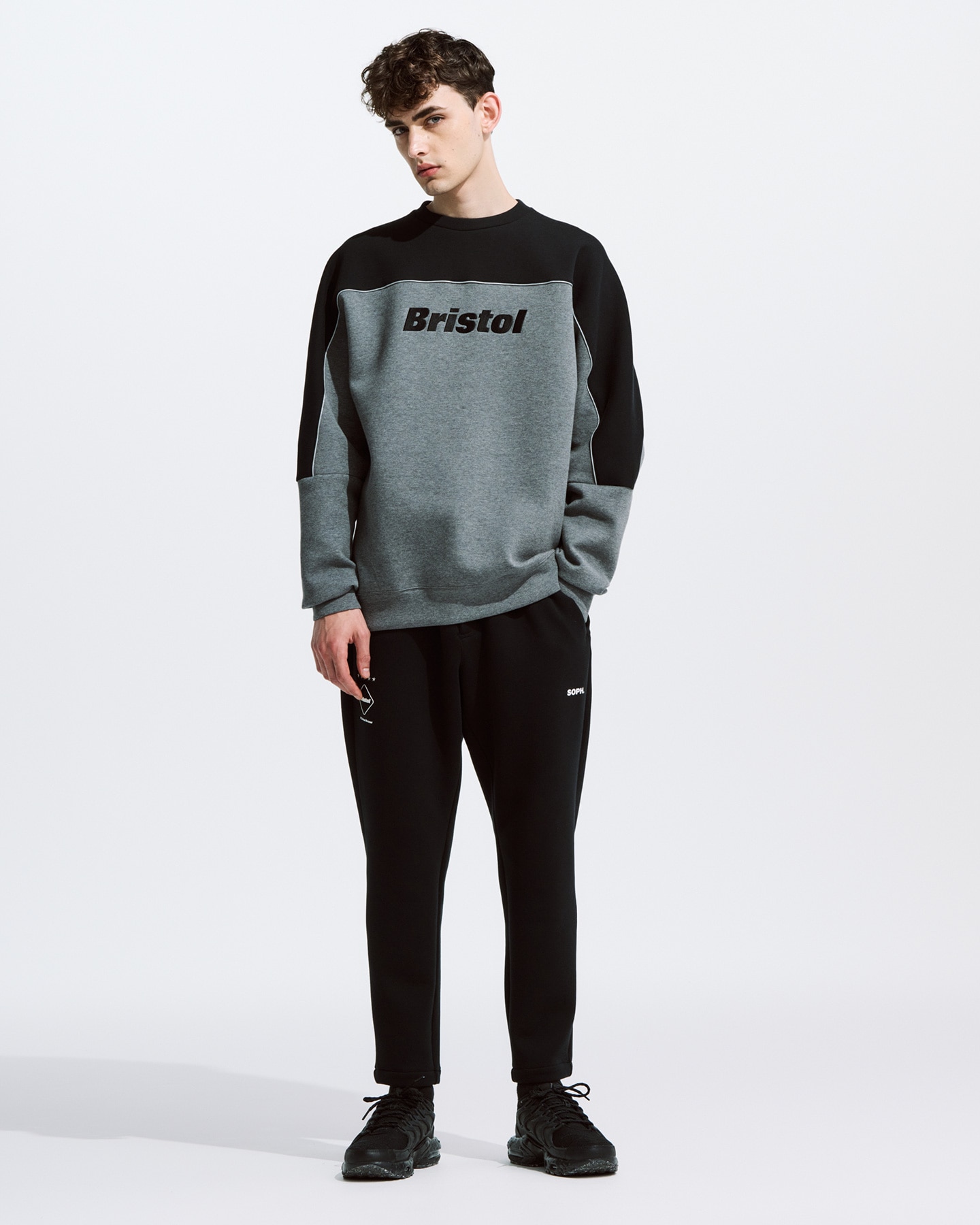 F.C.Real Bristol CREWNECK TOP BLACK L