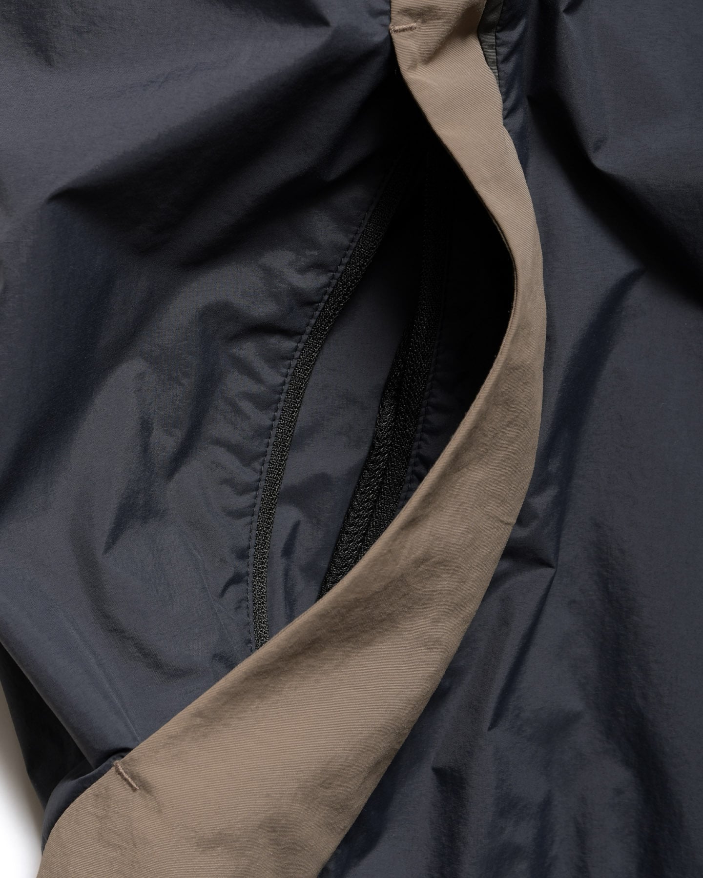 SOPH. FCRBウォームアップジャケット ウォームアップジャケット F.C.Real Bristol NEW ERA 100th ブラック