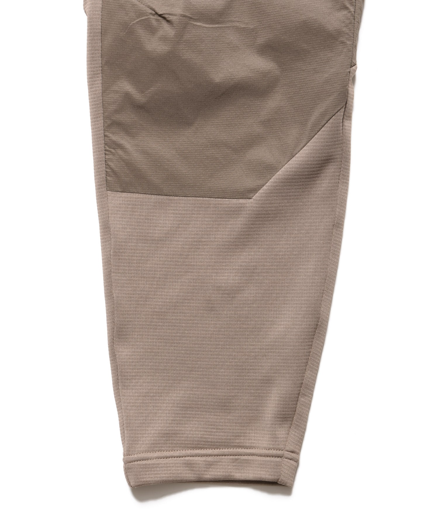 SOPH. | GRID FLEECE HYBRID PANTS(M BEIGE):
