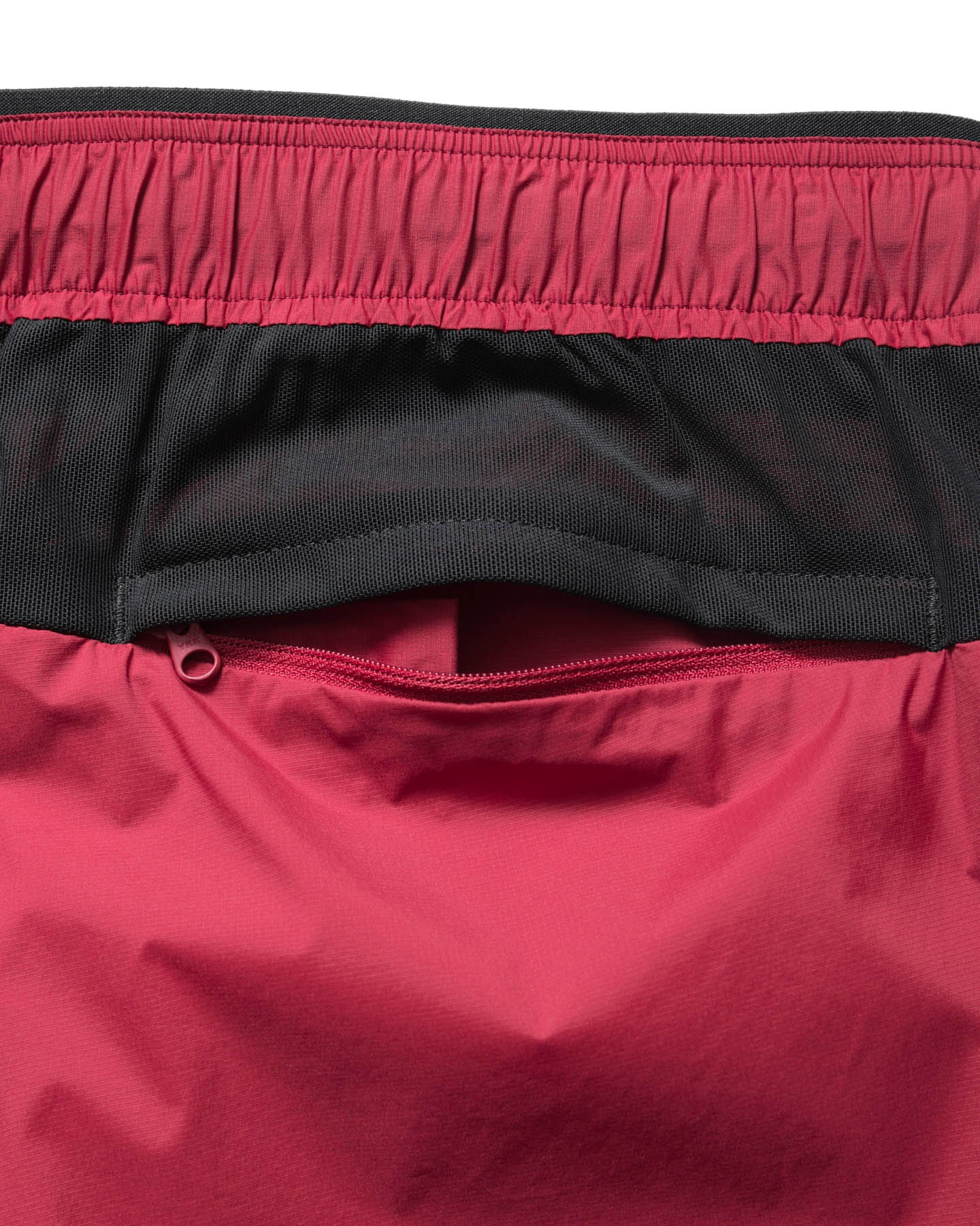 SOPH. | LIGHT WEIGHT BREATHABLE PACKABLE PANTS(M RED):