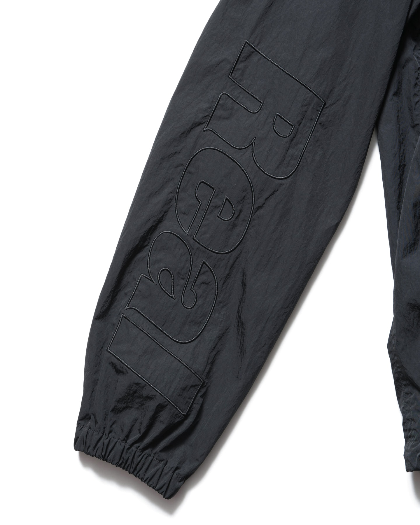SOPH. | BIG LOGO NYLON STAND COLLAR BLOUSON(M BLACK):