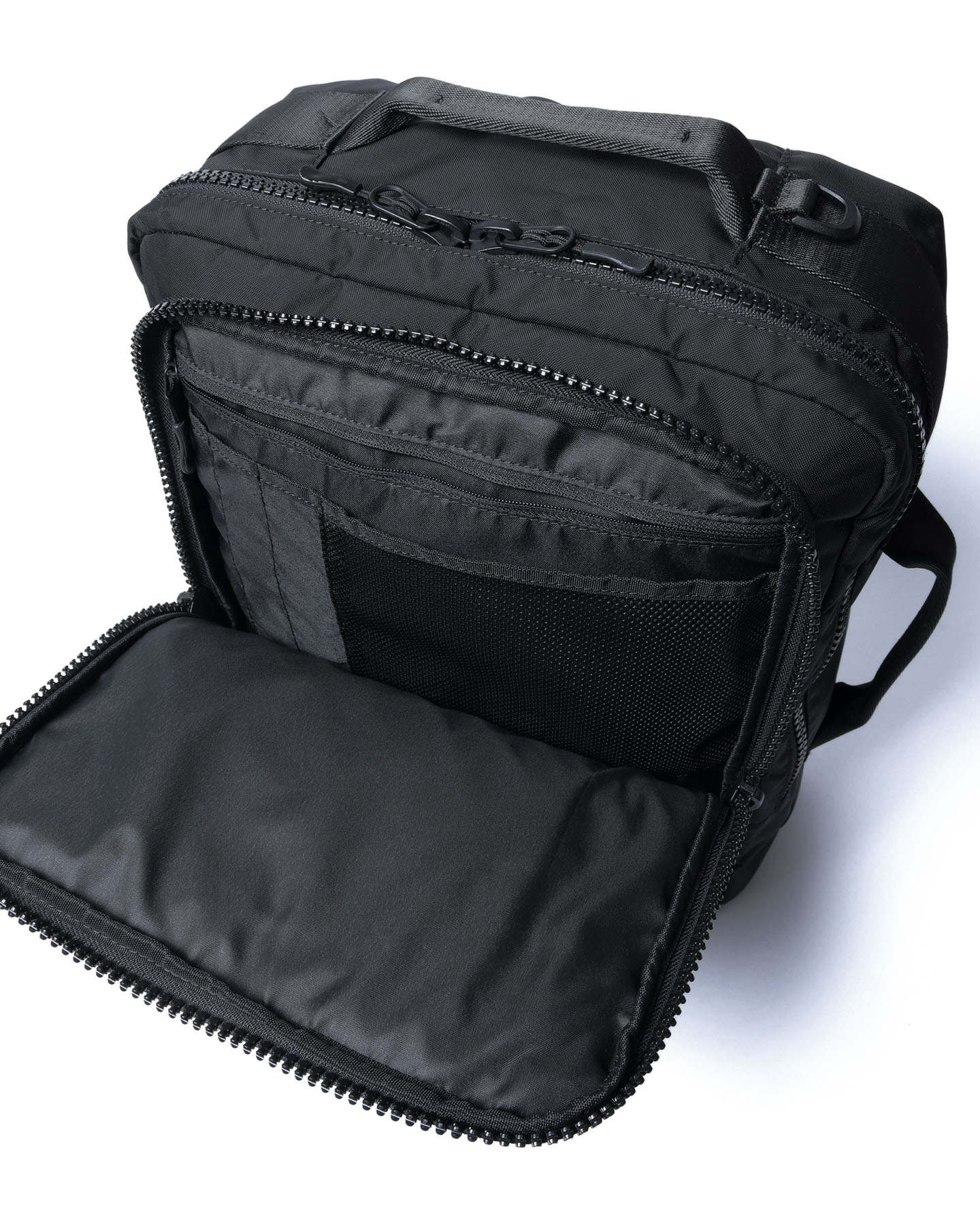 SOPH. | TOUR 3WAY SQUARE BACKPACK(FREE BLACK):