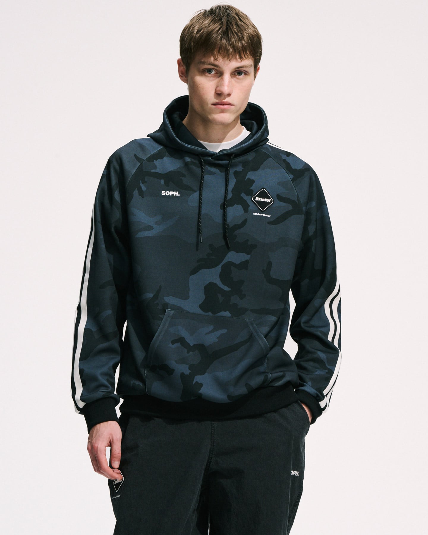 FCRB TRAINING TRACK HOODIE （XL） SOPH. | TRAINING TRACK PULLOVER HOODIE(M BLACK):