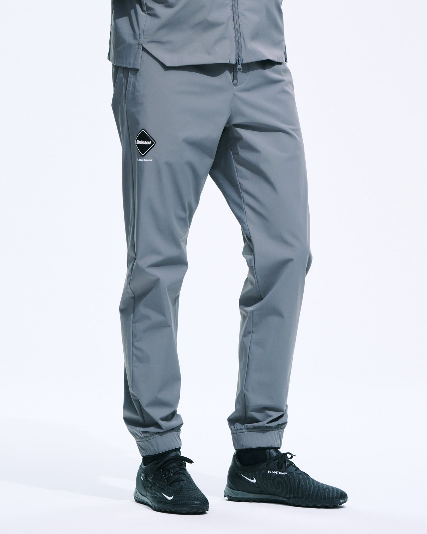 エフシーレアルブリストル パンツ グレー Mサイズ FCRB SOPH. | 4WAY STRETCH TRACK PANTS(M GRAY):