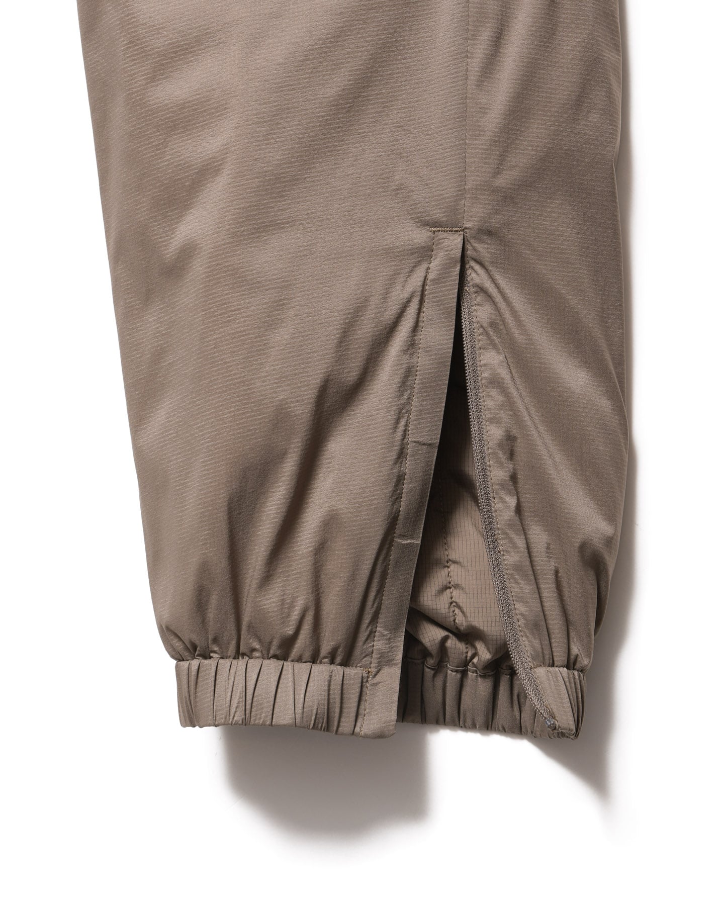 SOPH. | VENTILATION PUFFER PANTS(M MOCHA):
