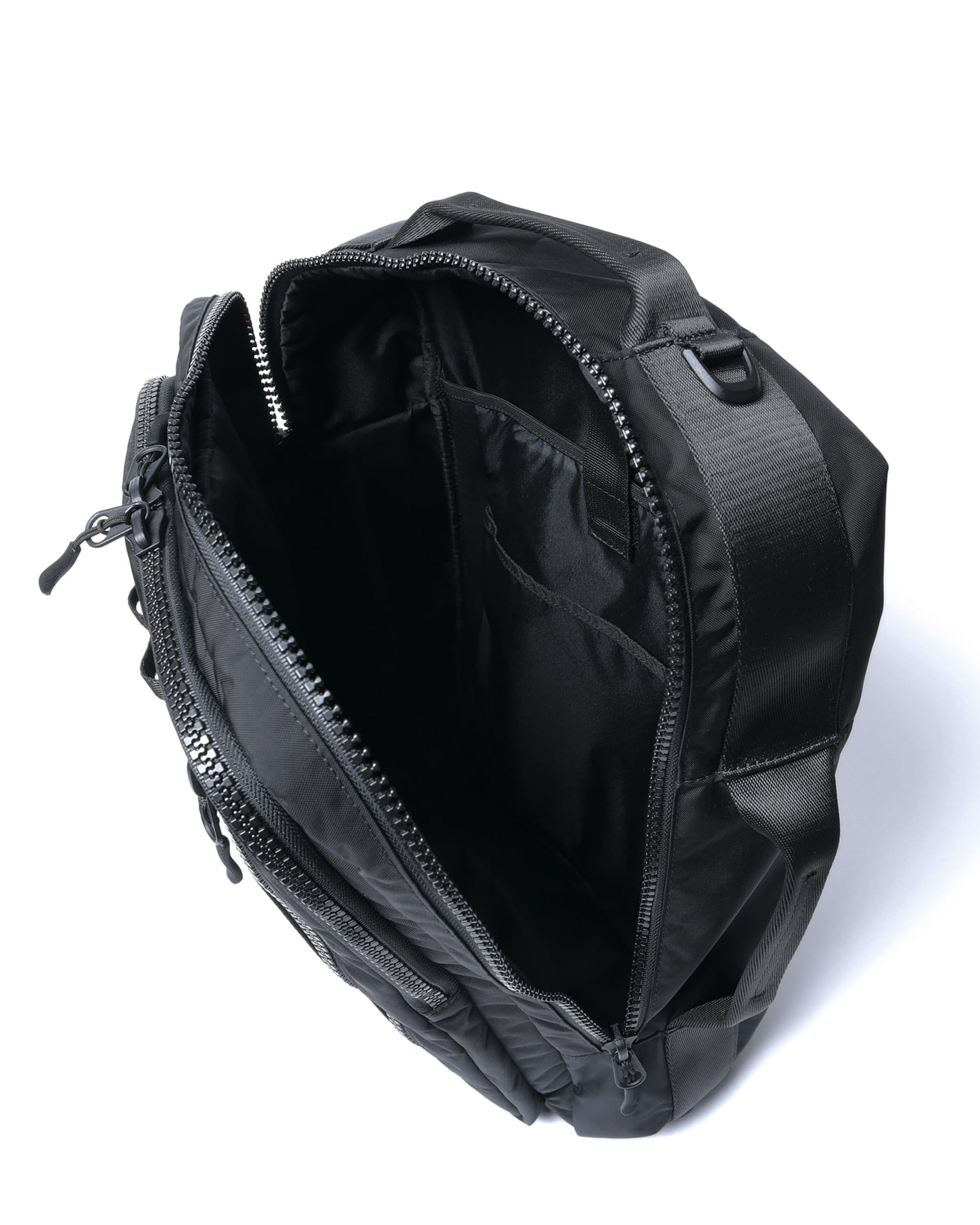 SOPH. | TOUR 3WAY SQUARE BACKPACK(FREE BLACK):