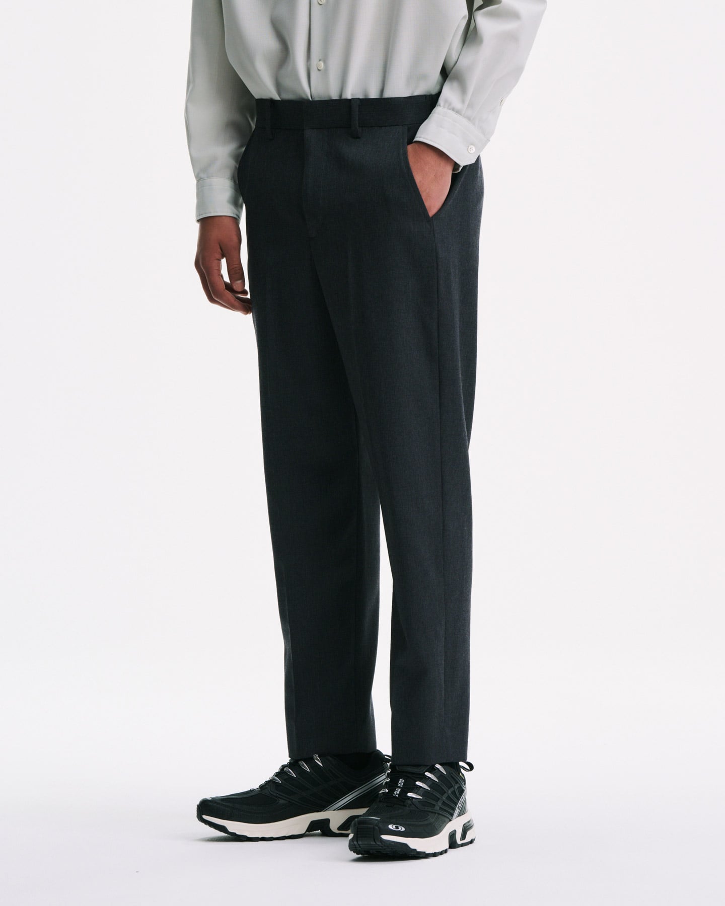 SOPHNET. WOOL SHIRRING SLIM FIT SLACKS Ｓ SOPHNET. WOOL SHIRRING SLIM FIT SLACKS M - メルカリ