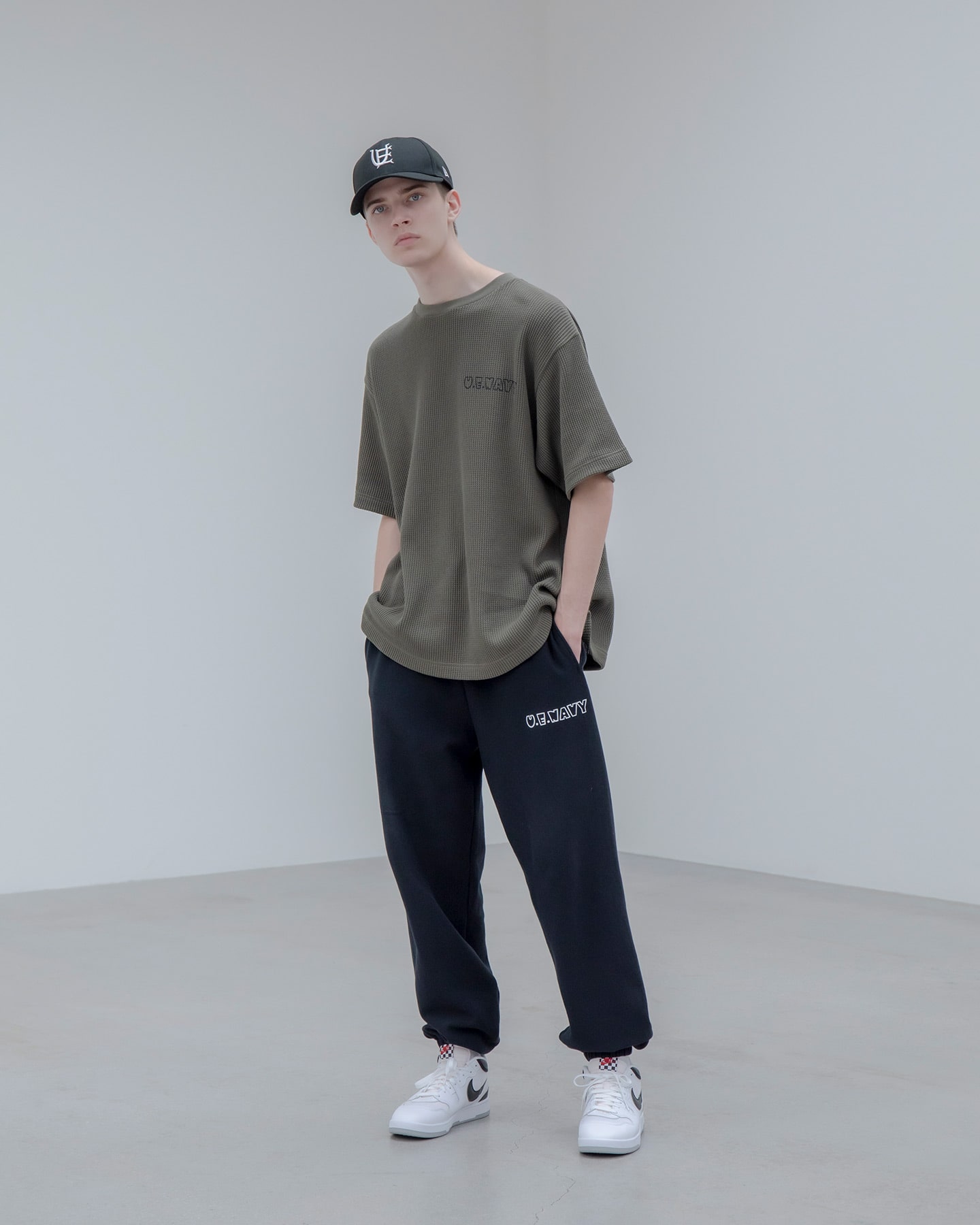 ESLOWsweat pants(dark navy)ユニセックス4 ESLOWsweat pants(dark navy)ユニセックス4