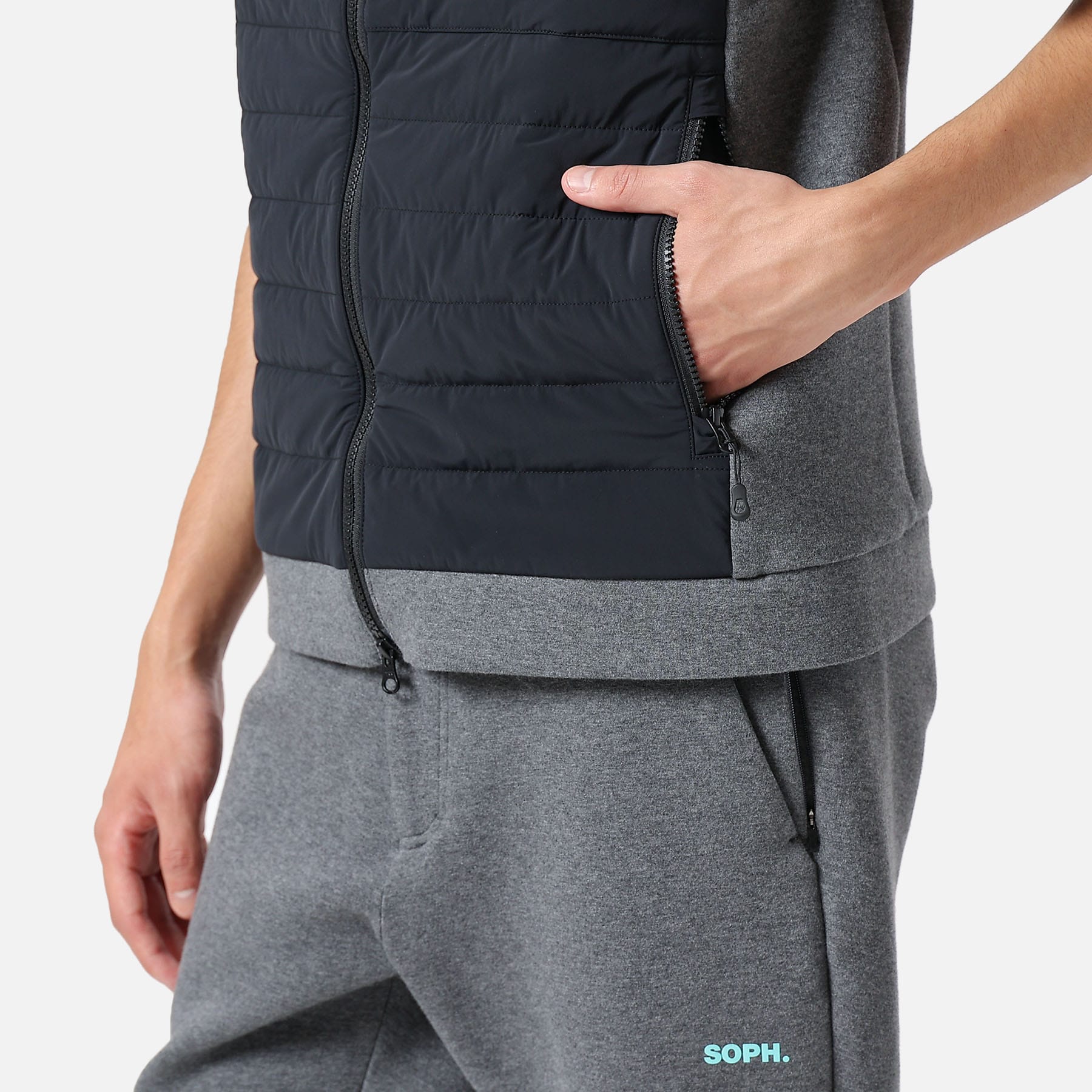 未使用品】FCRB TECH SWEAT HYBRID VEST-