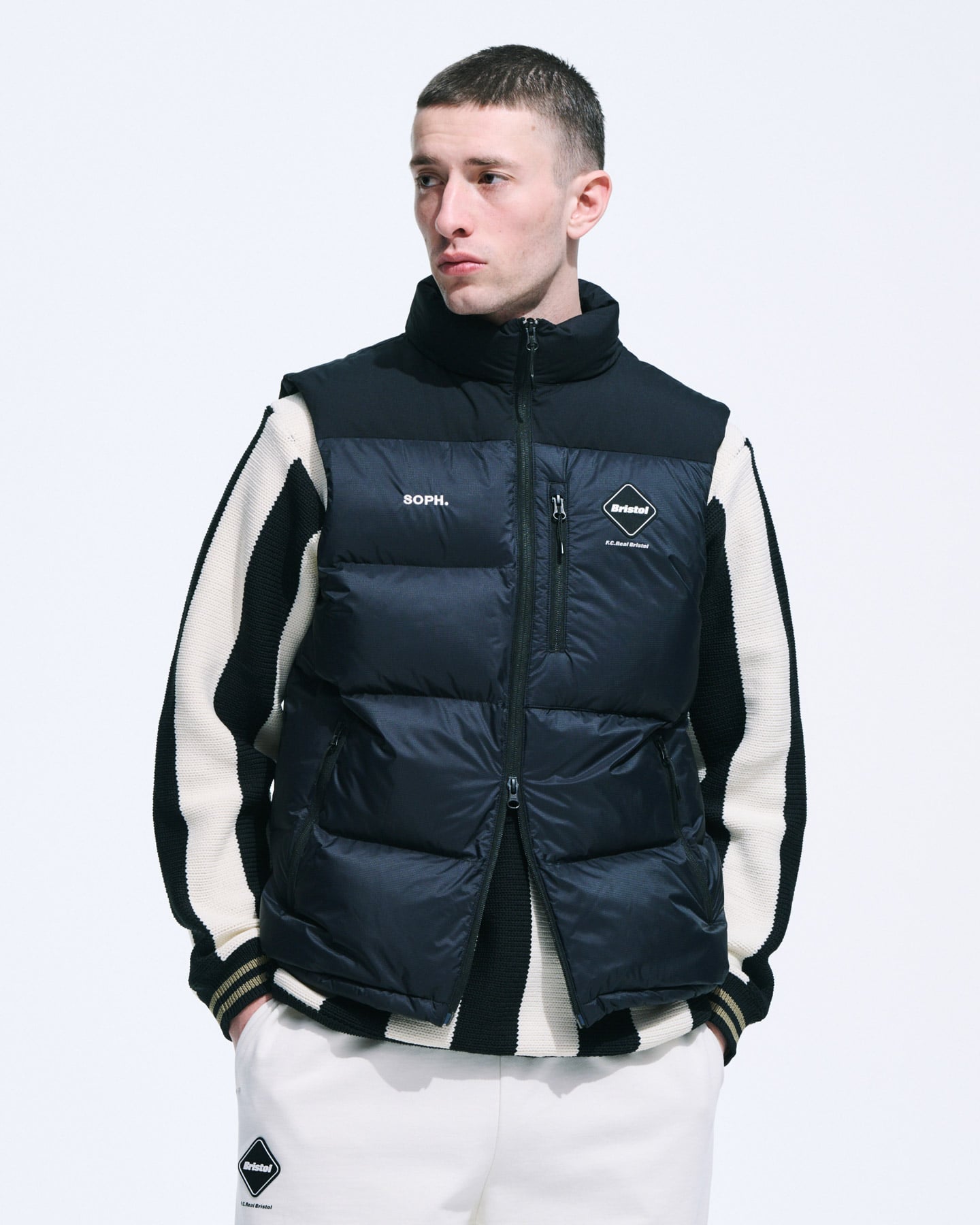 fcrb ダウンベスト（ブラック） SOPH. | FIELD DOWN VEST(M BLACK):