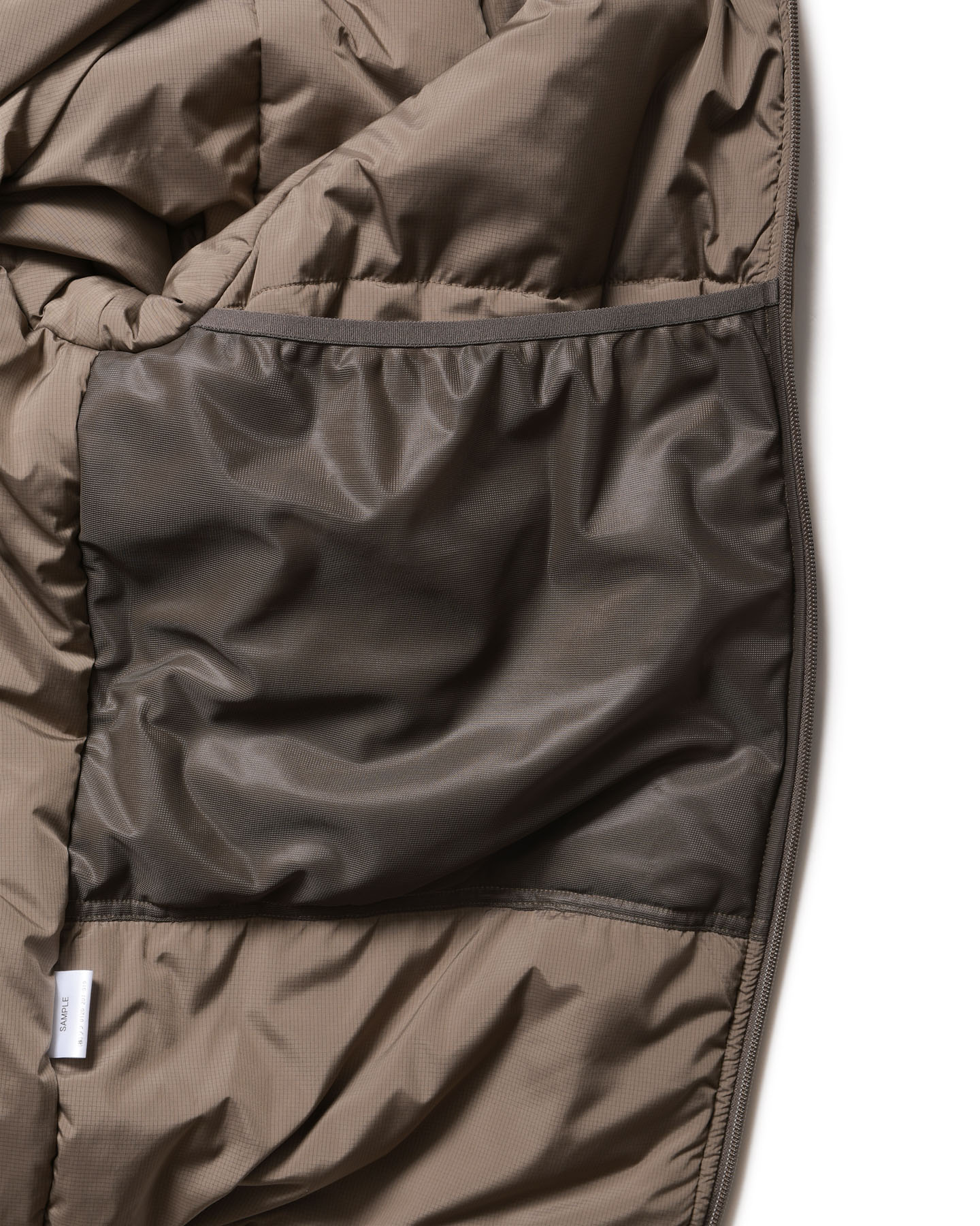 ブリストル　VENTILATION PUFFER JACKET 25AW ブリストル VENTILATION PUFFER JACKET 25AW - メルカリ