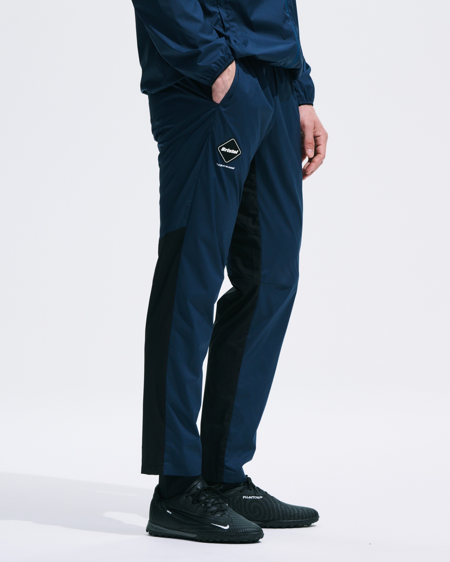 SOPH. | LIGHT WEIGHT BREATHABLE PACKABLE PANTS(M BLUE):