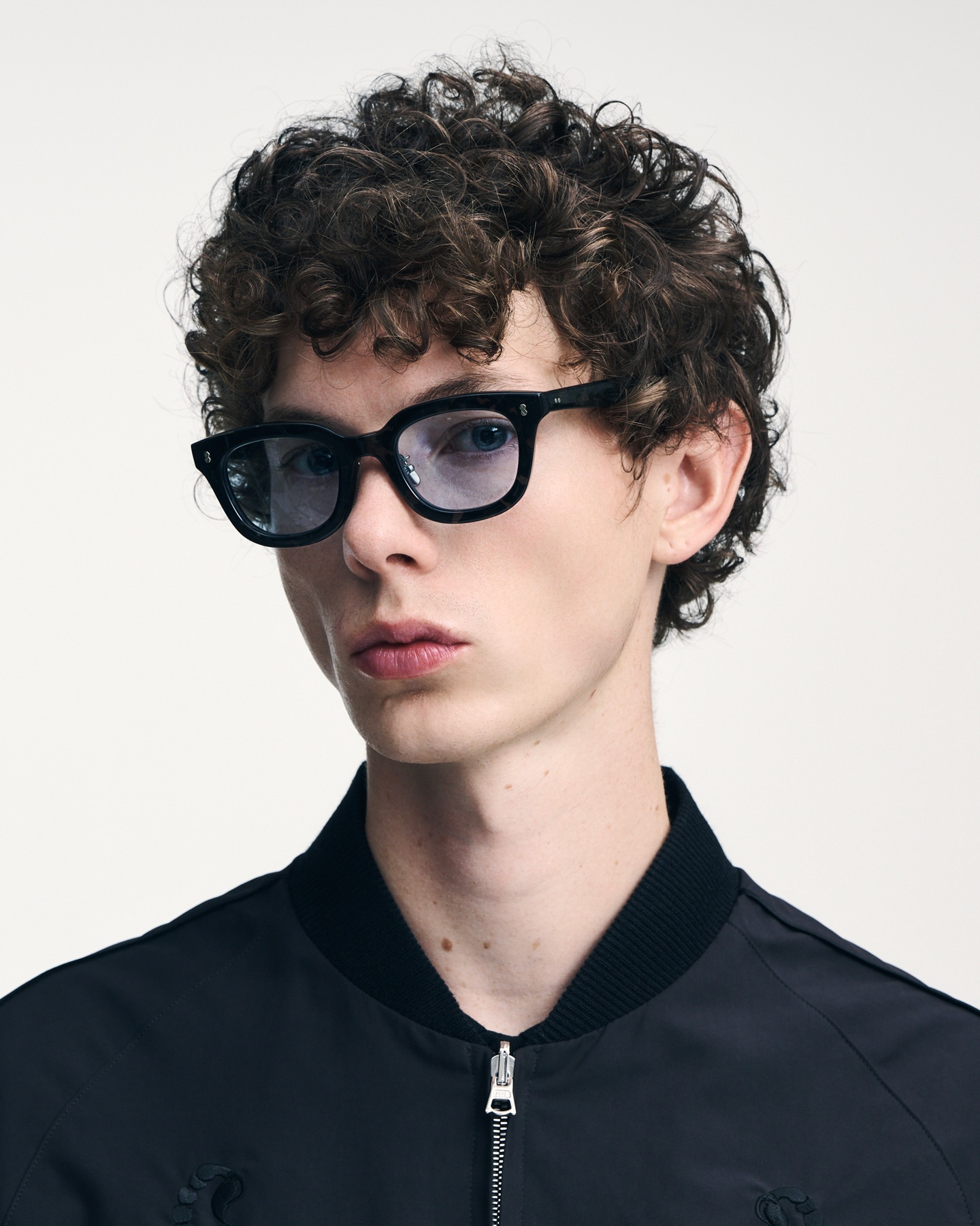 SOPH. | 備長炭 WELLINGTON GLASSES(FREE GRAY):