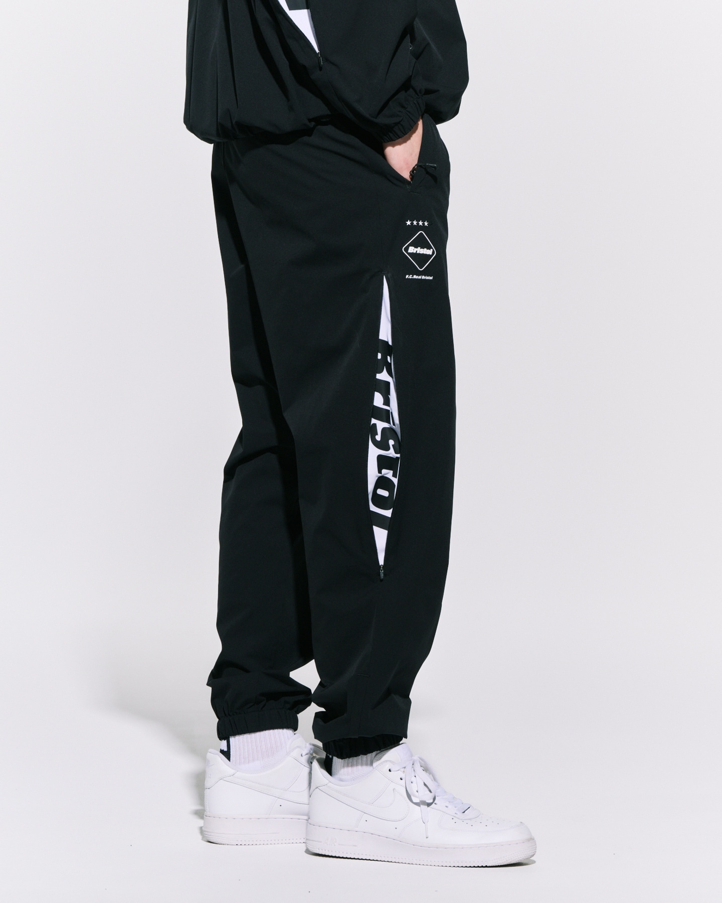 F.C.R.B. VENTILATION LOGO EASY PANTS-