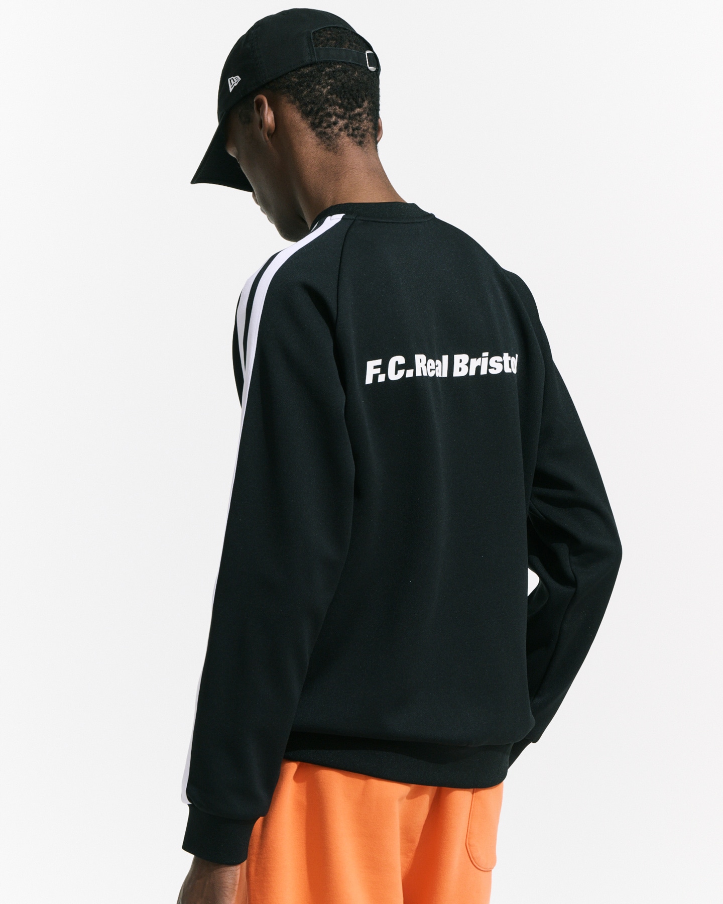 L FCRB TRAINING TRACK CREWNECK ライントップス-