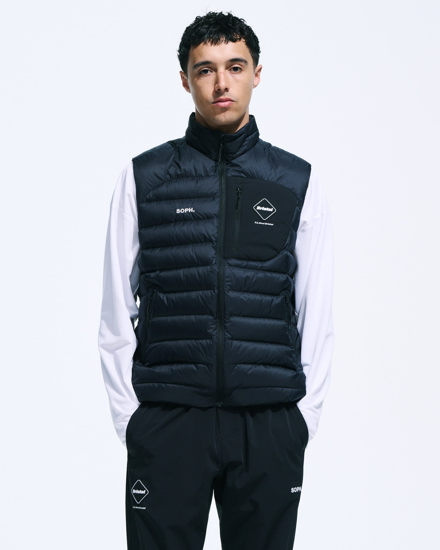 ジャケット・アウター SOPHNET. DOWN VEST / Black M SOPH. | EXPEDITION DOWN VEST(M BLACK):
