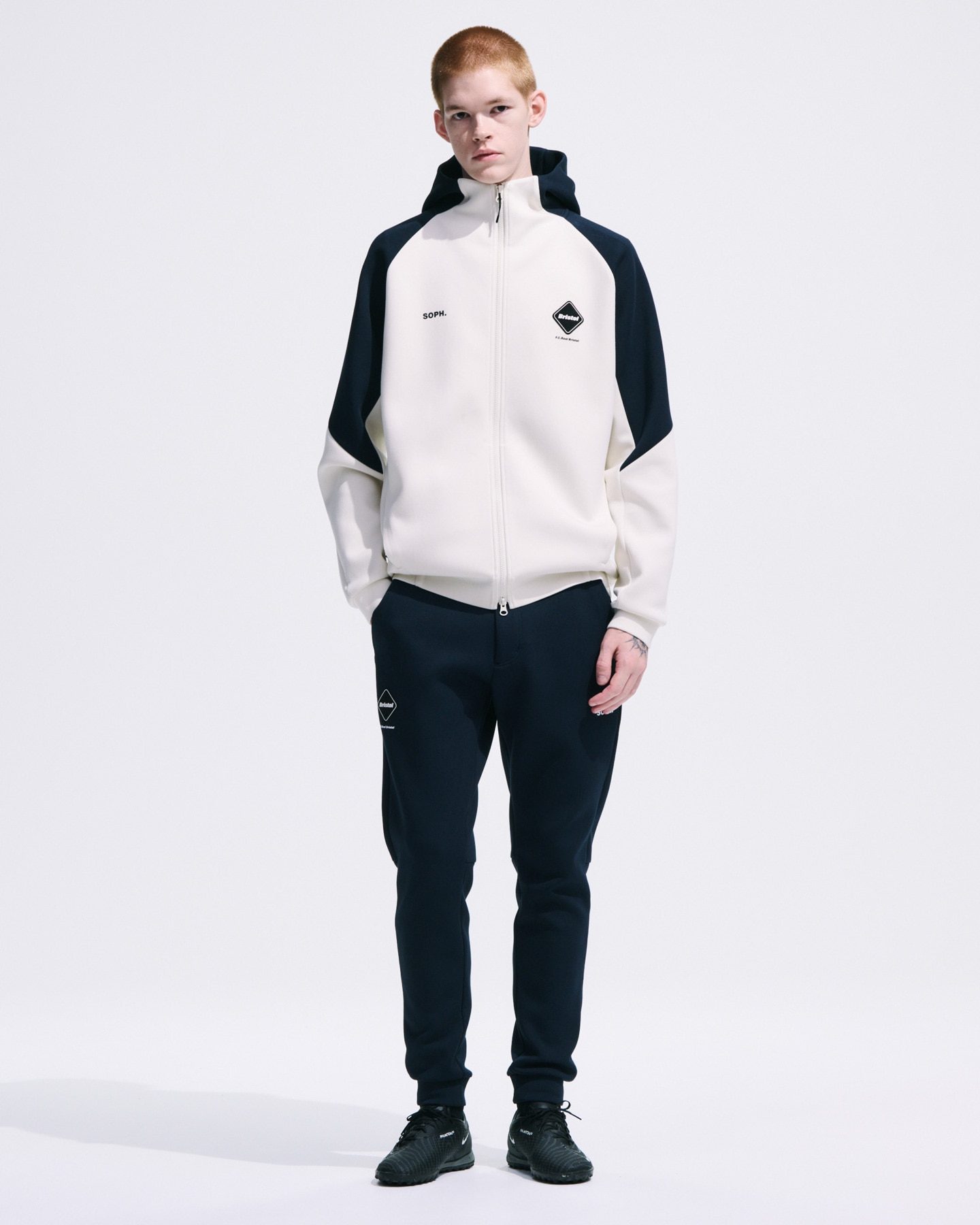 SOPH. | TECH SWEAT JOGGER PANTS(M BLACK):