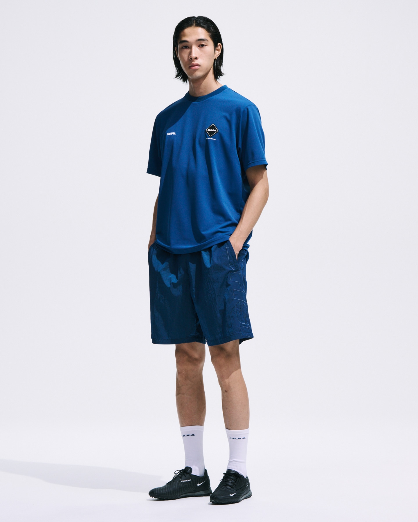 SOPH. | BIG LOGO NYLON EASY SHORTS(M OFF WHITE):