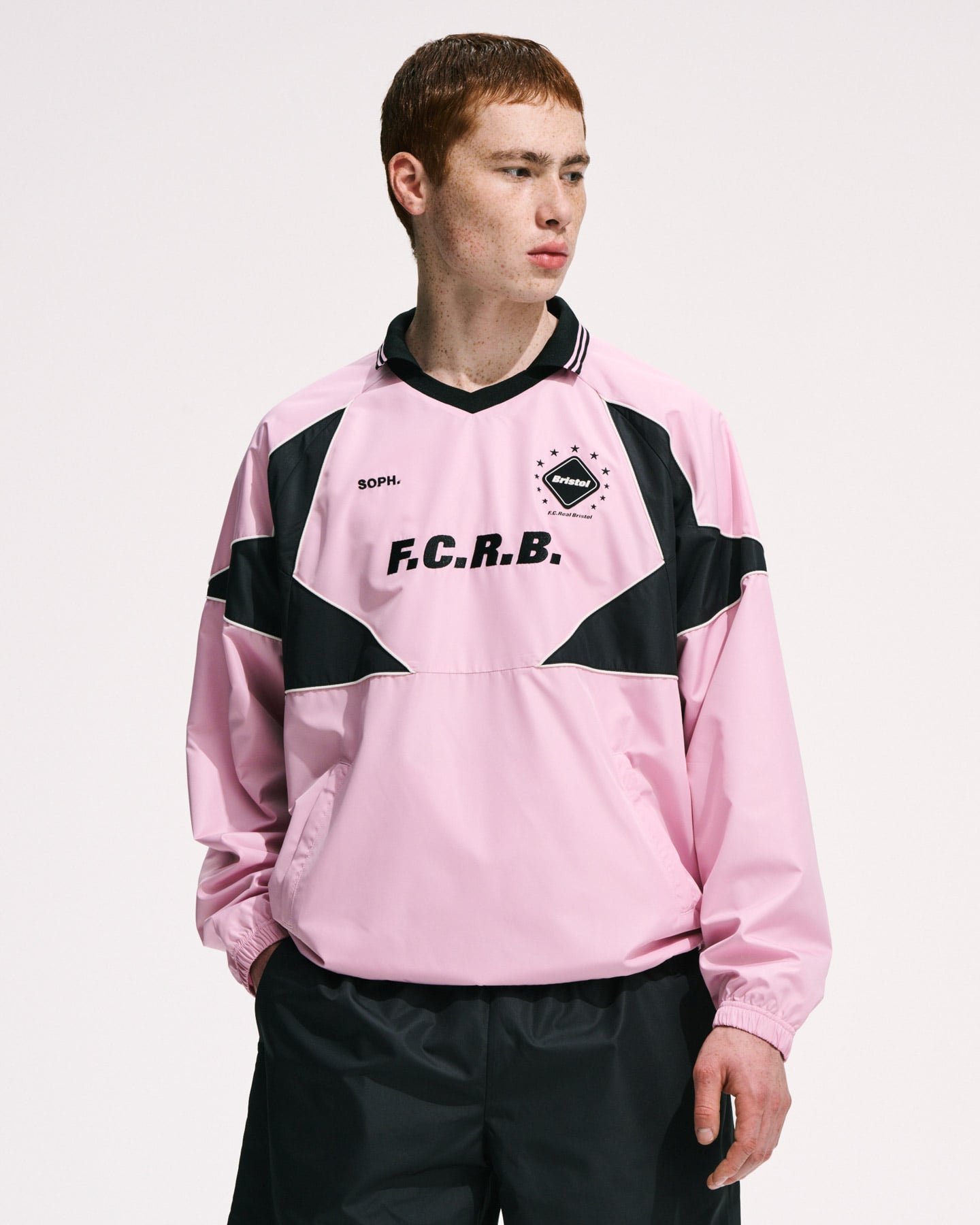 SOPH. | STAR WARM-UP PISTE(M OFF WHITE):