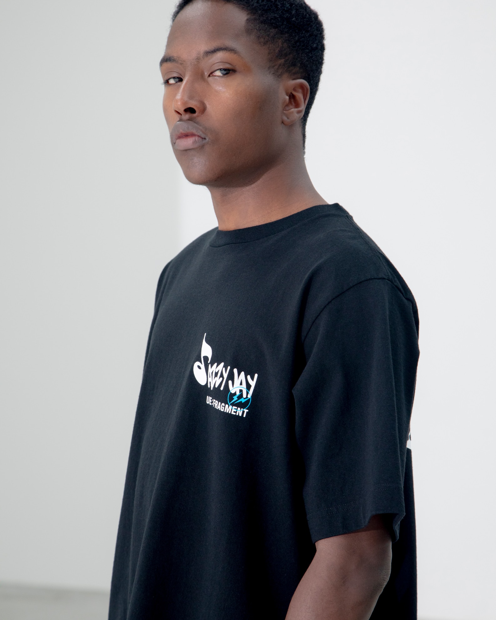SOPH. | FRAGMENT : JAZZY JAY / JAZZY 5 WIDE TEE(2 WHITE):