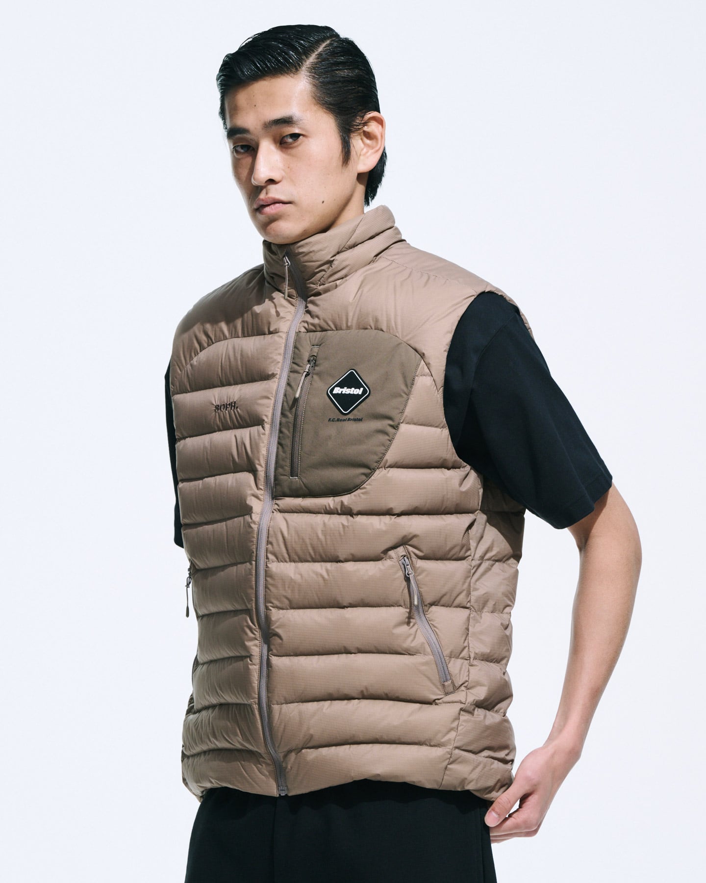 SOPH. | EXPEDITION DOWN VEST(M SAGE):