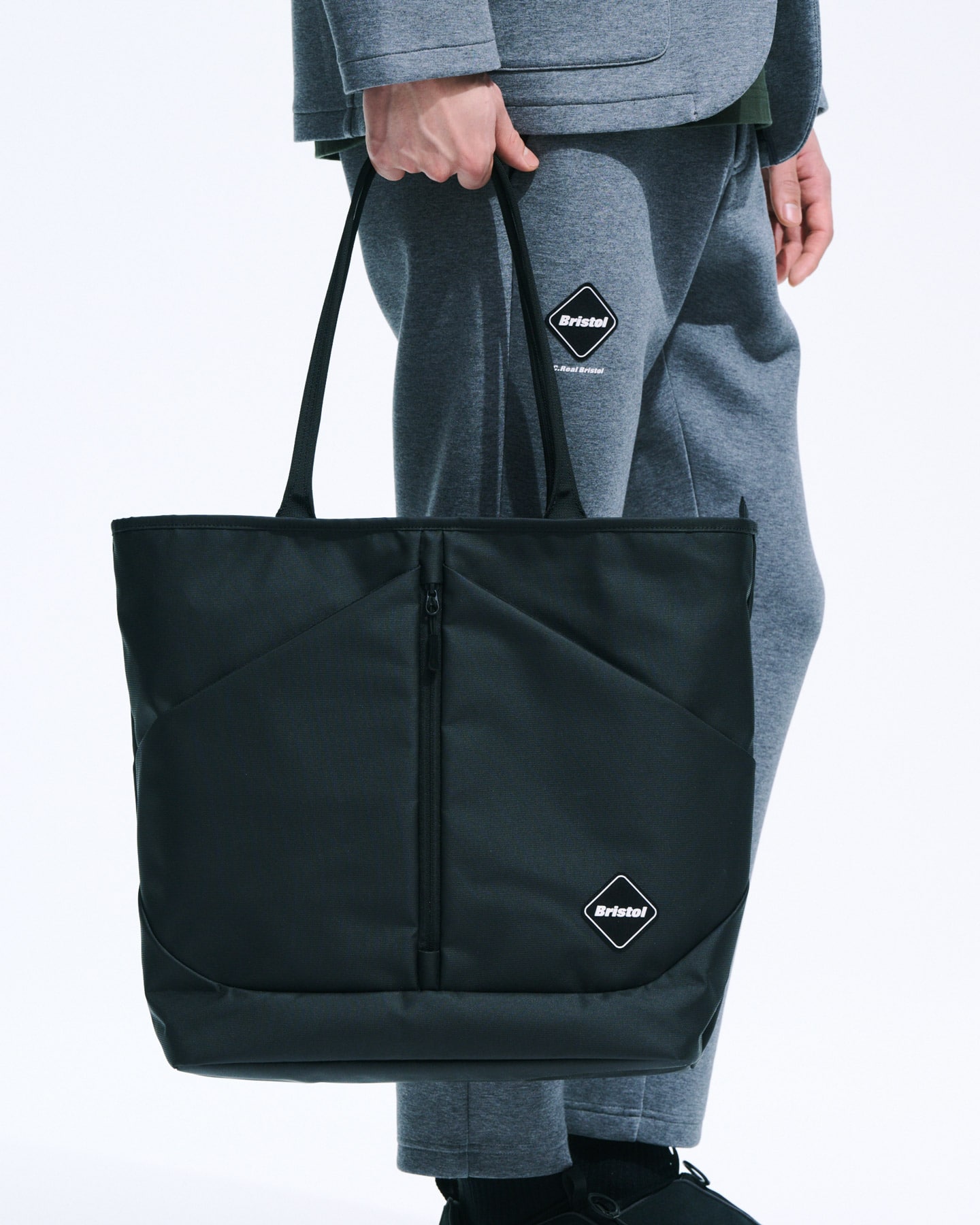SOPH. | ESSENTIAL TOTE BAG(FREE BLACK):