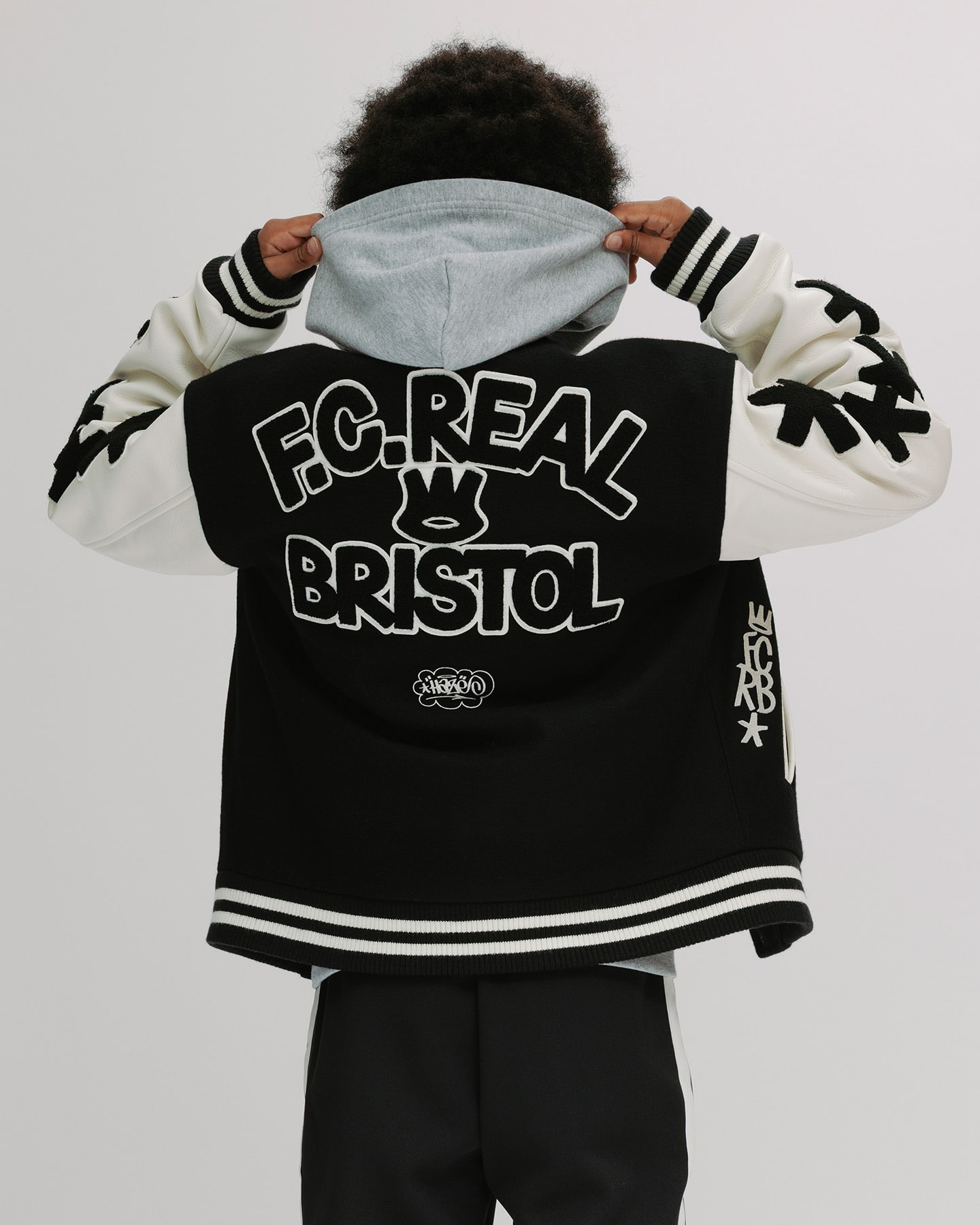 SOPH. | ERIC HAZE: VARSITY JACKET(L(140-150) BLACK):
