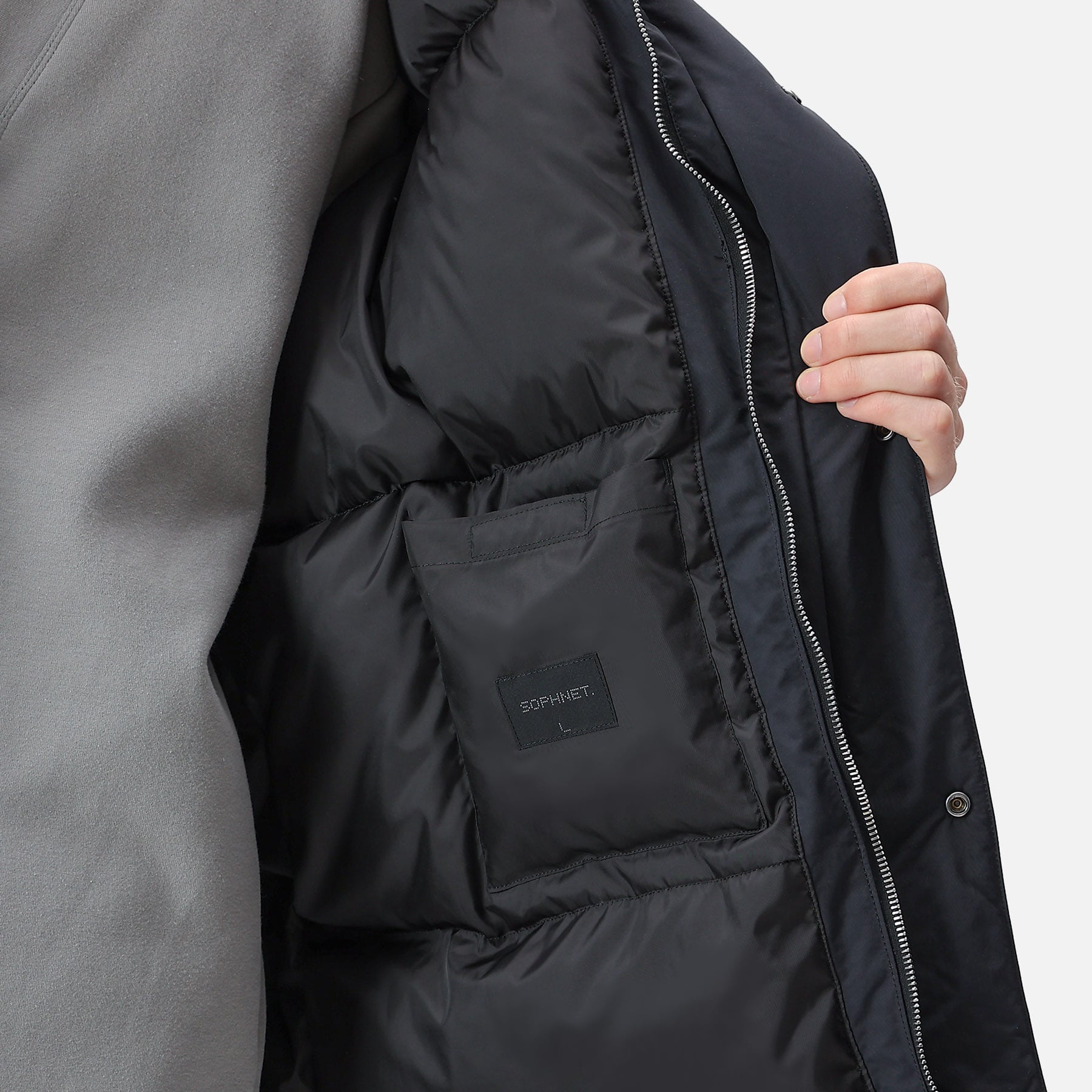 SOPHNET. MOUNTAIN DOWN JACKET soph.-