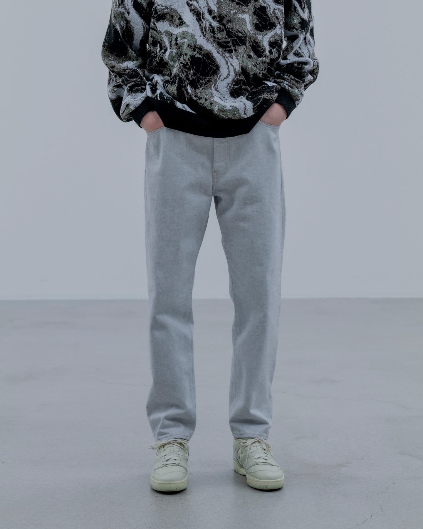 SOPH. | WASHED SLIM FIT JEANS(2 INDIGO):