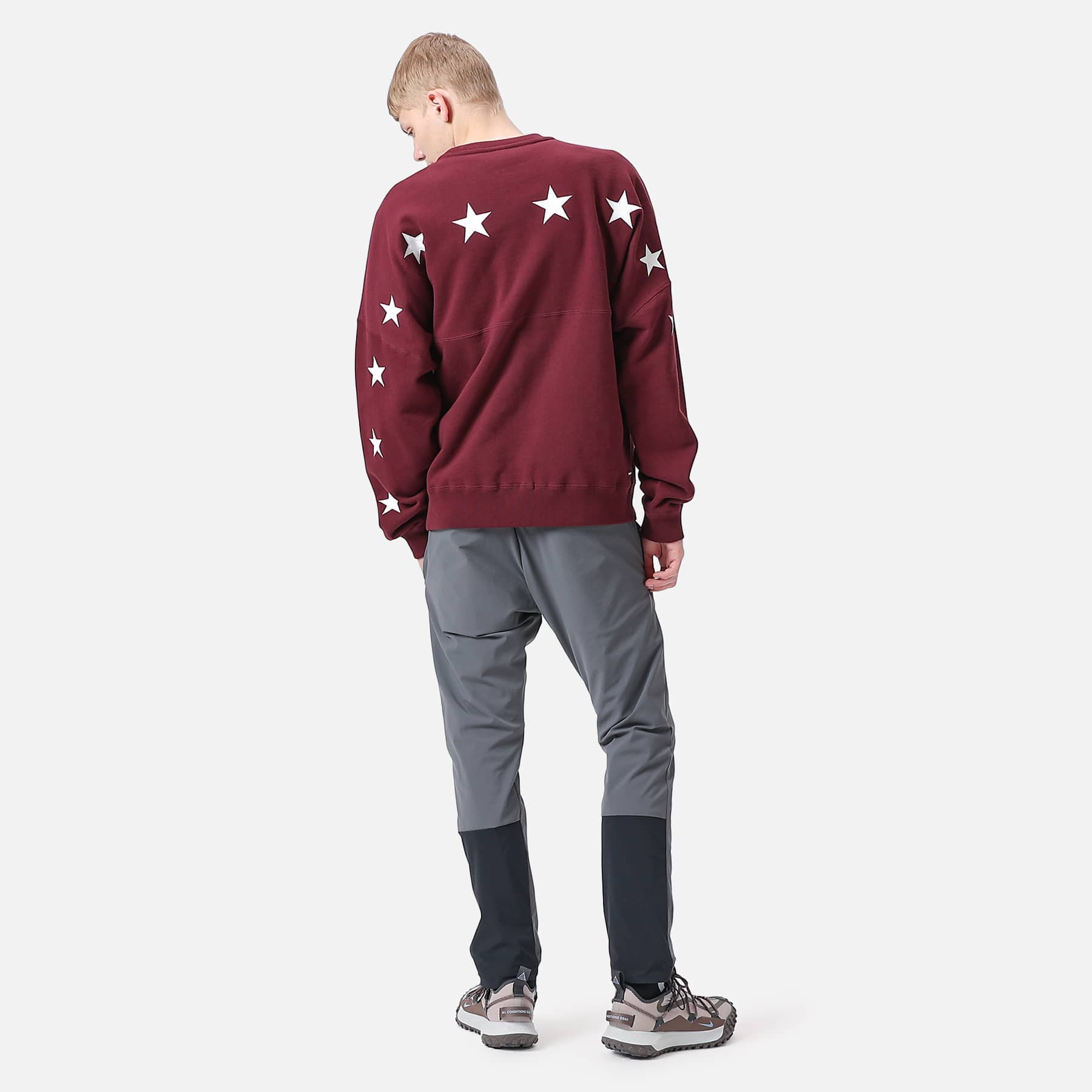 F.C.R.B.] STAR APPLIQUE TEAM CREWNECK-